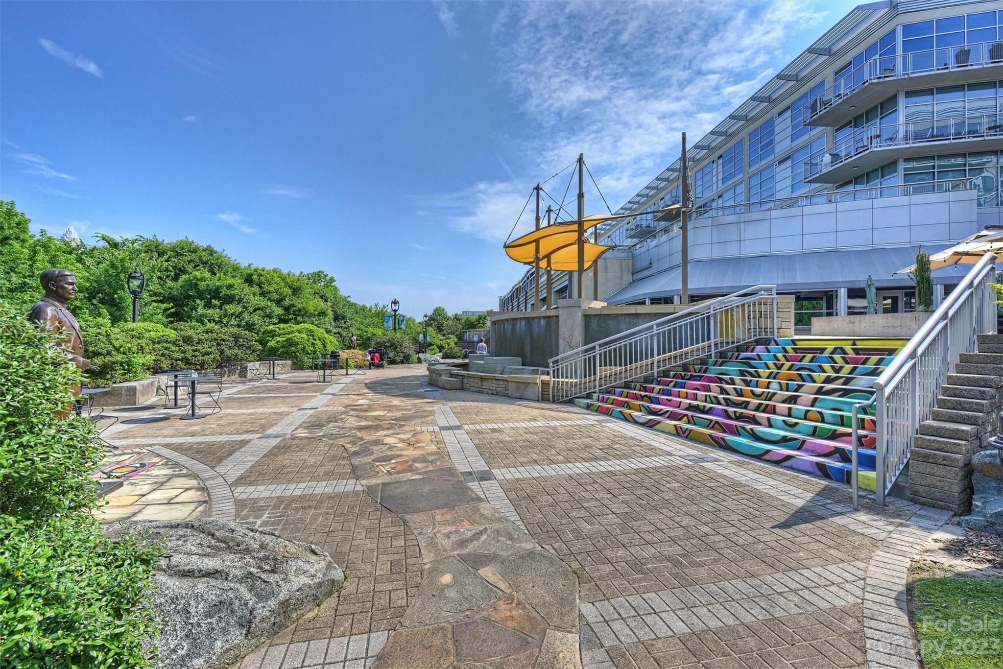 1133 Metropolitan Avenue Unit: 313