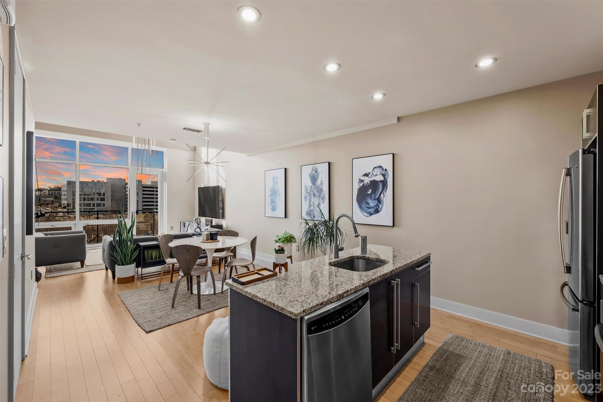 1133 Metropolitan Avenue Unit: 313