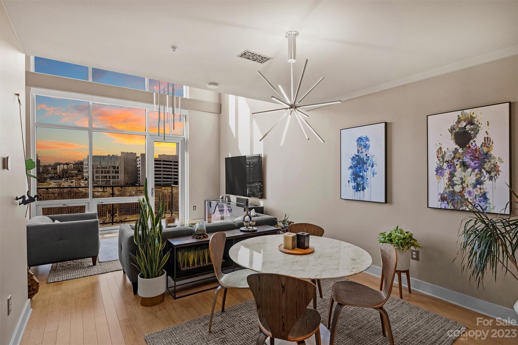 1133 Metropolitan Avenue Unit: 313