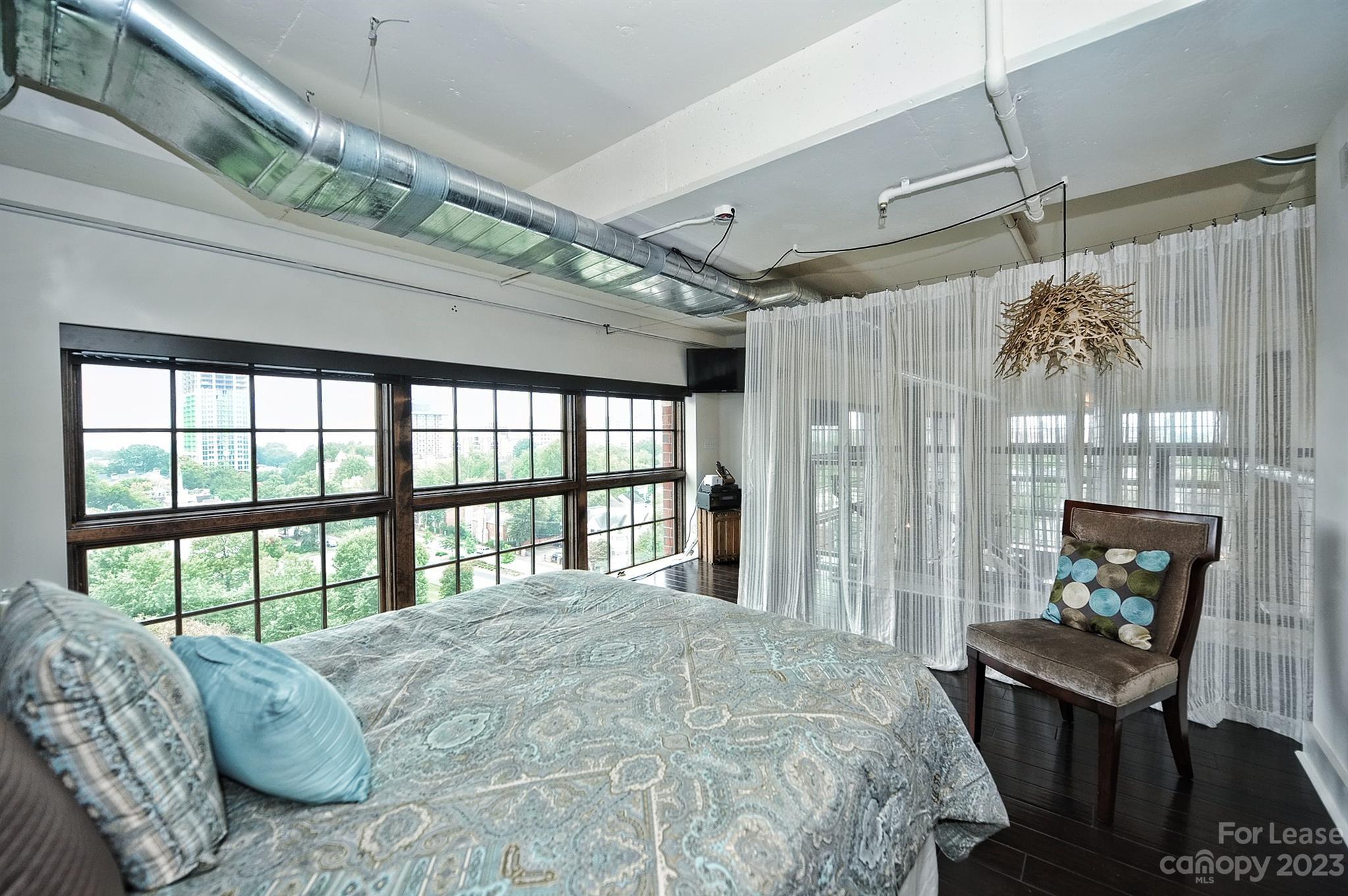 715 N Graham Street Unit: 603