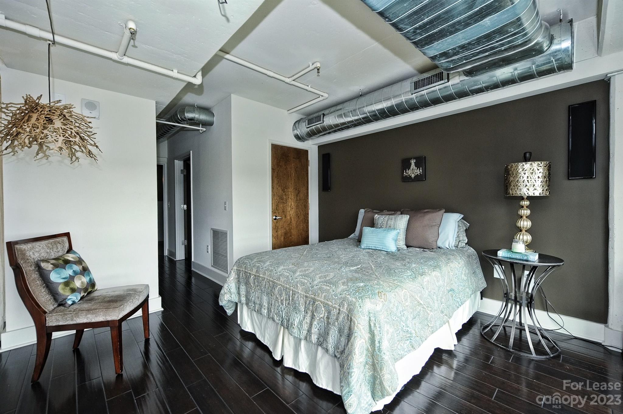 715 N Graham Street Unit: 603