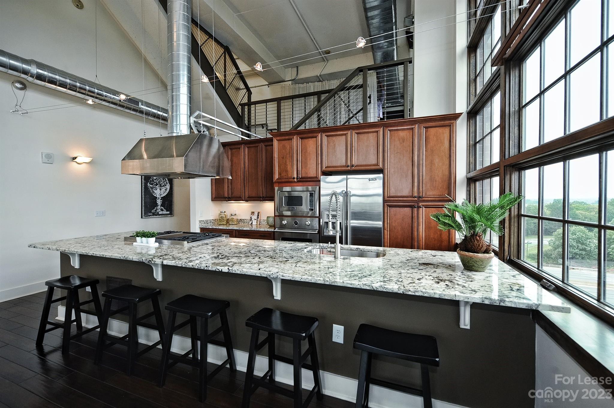 715 N Graham Street Unit: 603