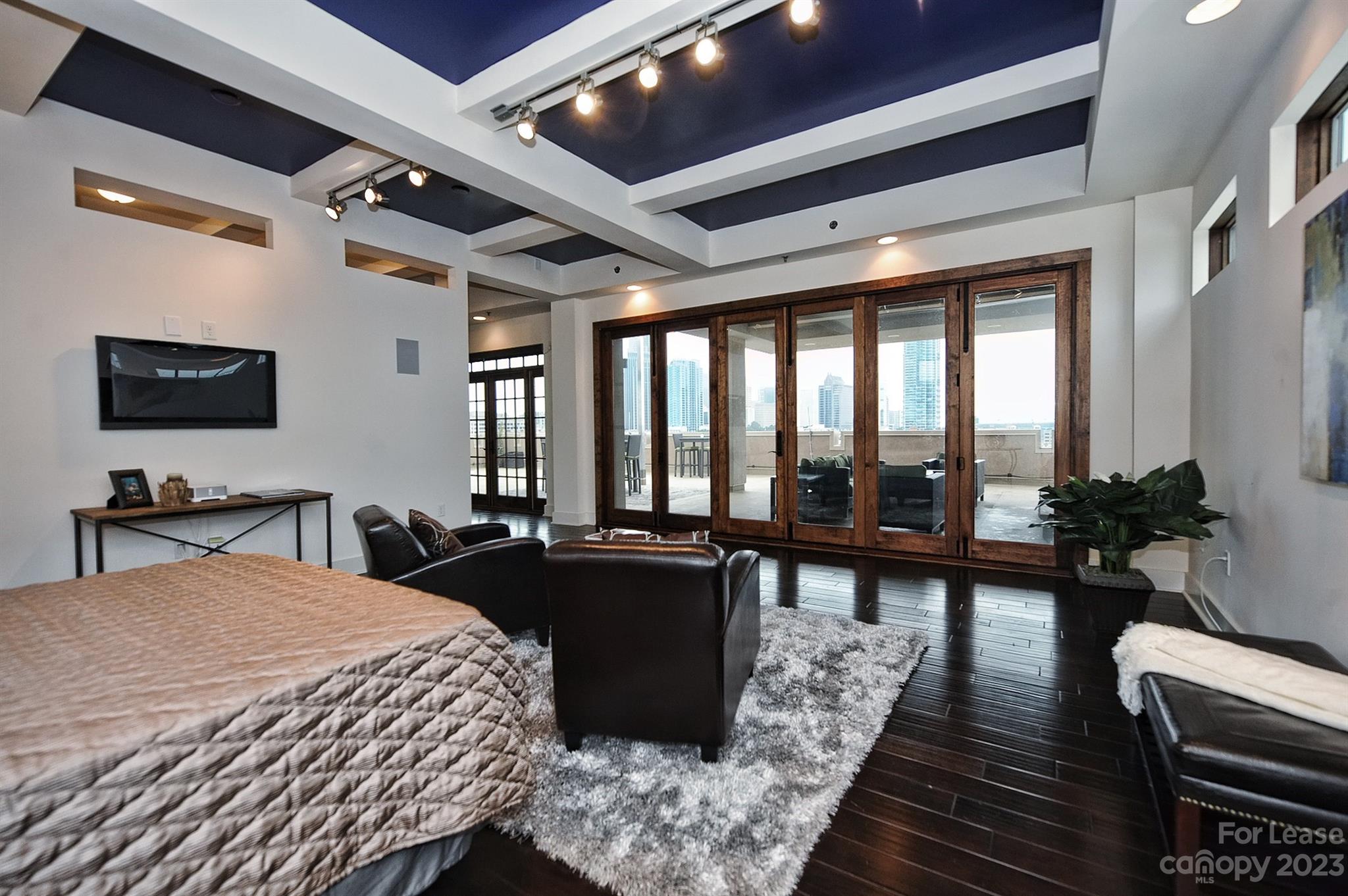 715 N Graham Street Unit: 603