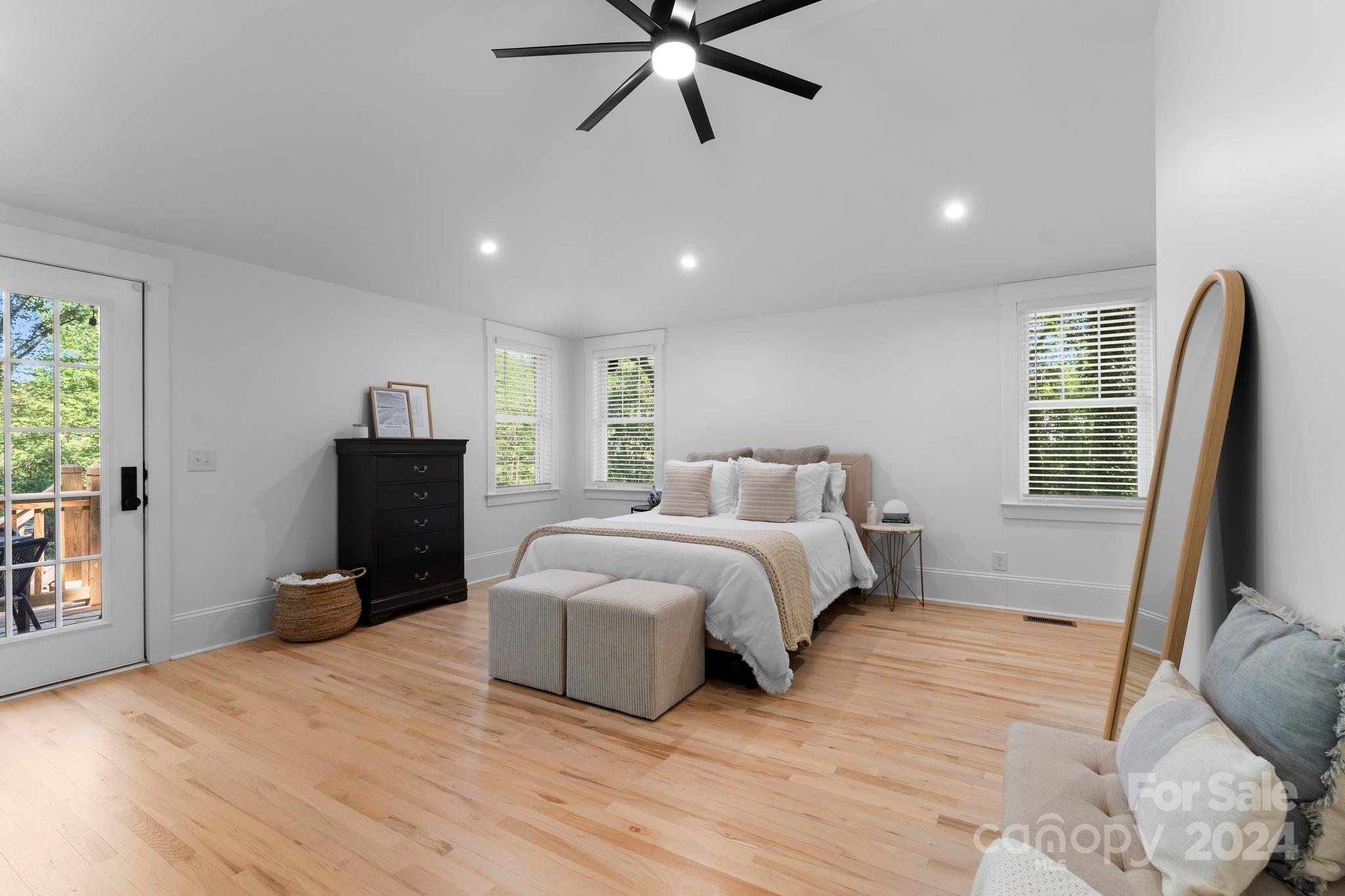 1837 Camp Greene Street