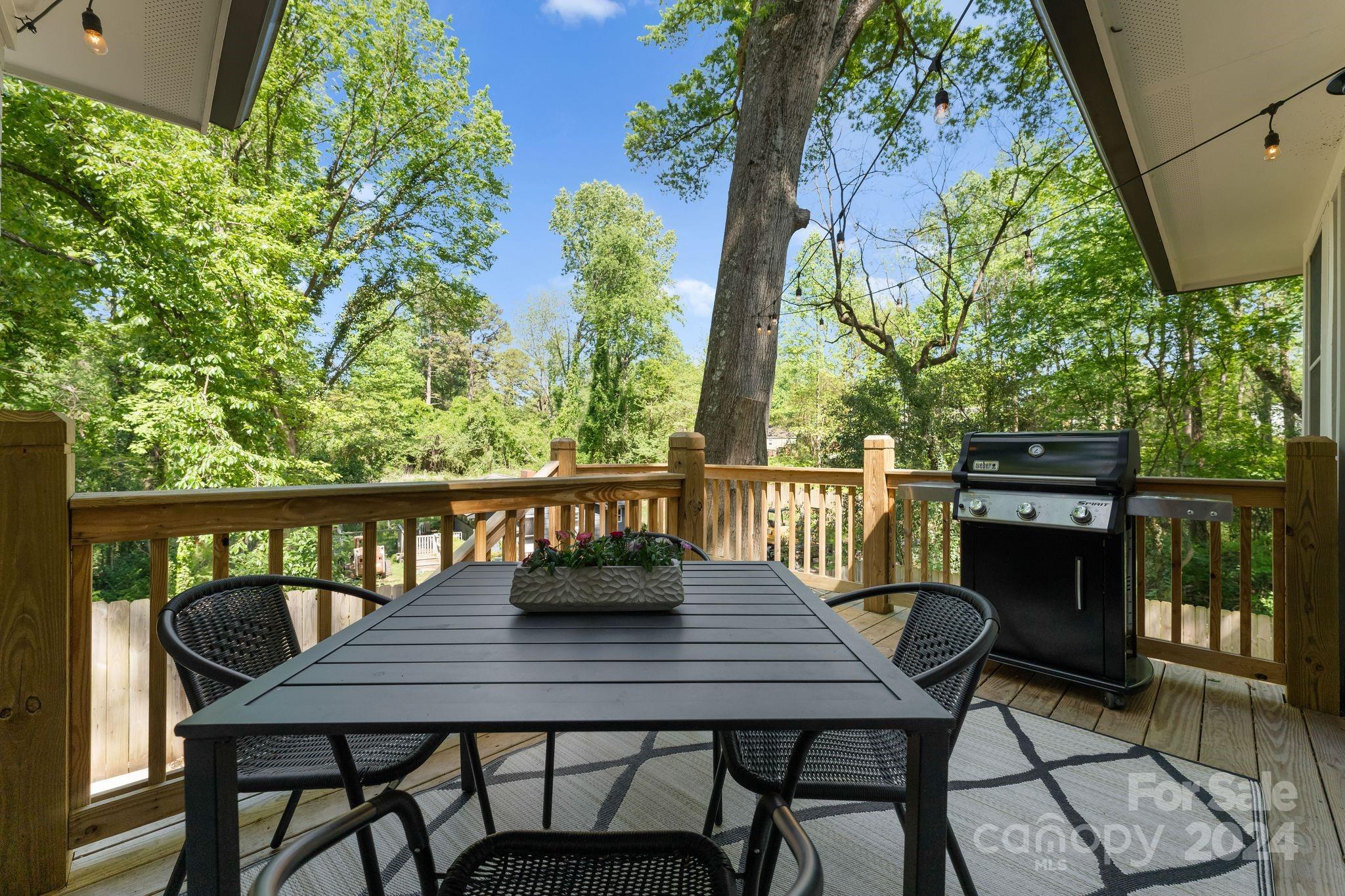 1837 Camp Greene Street