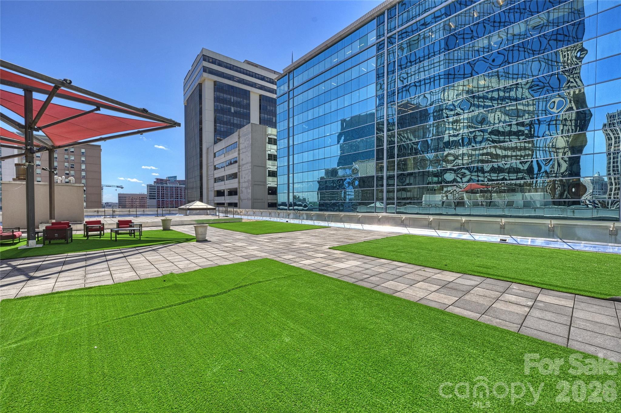 139 S Tryon Street Unit: 6