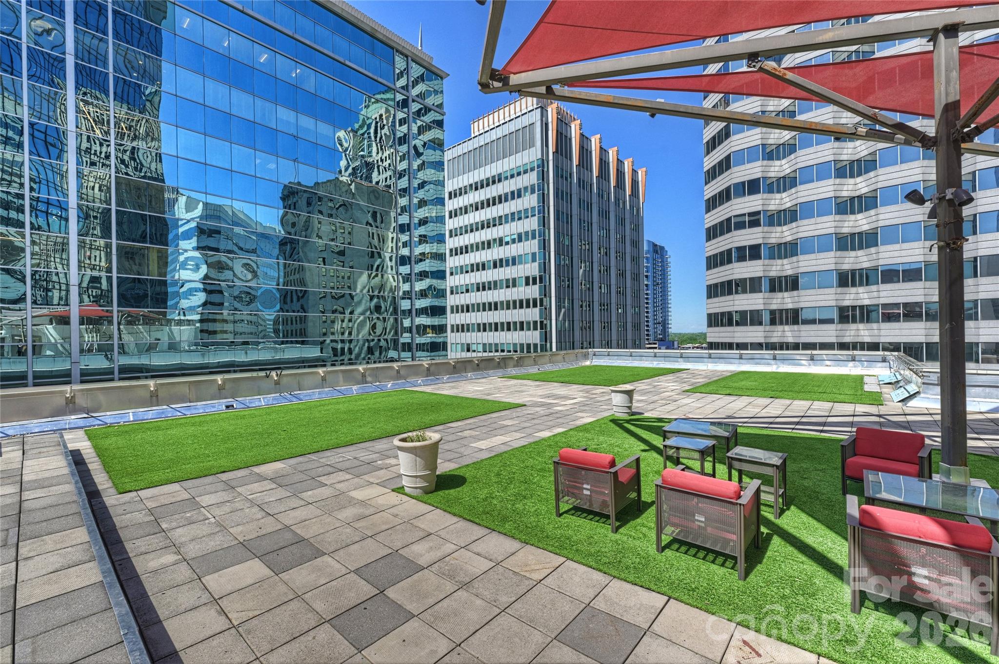 139 S Tryon Street Unit: 6