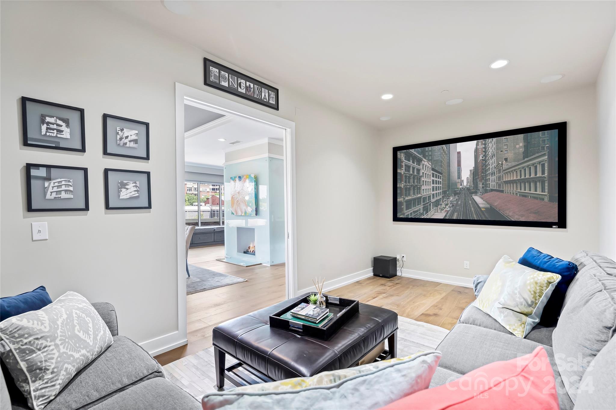 229 N Church Street Unit: 404