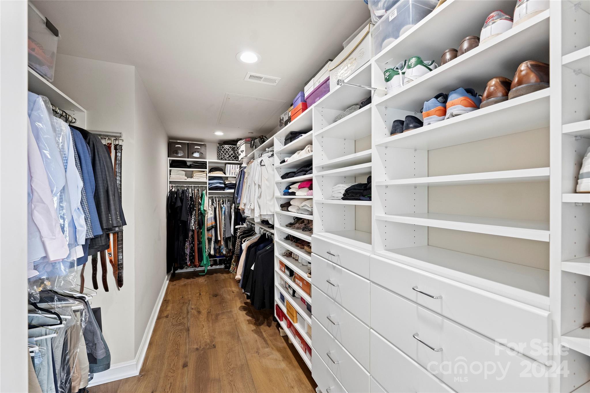 229 N Church Street Unit: 404