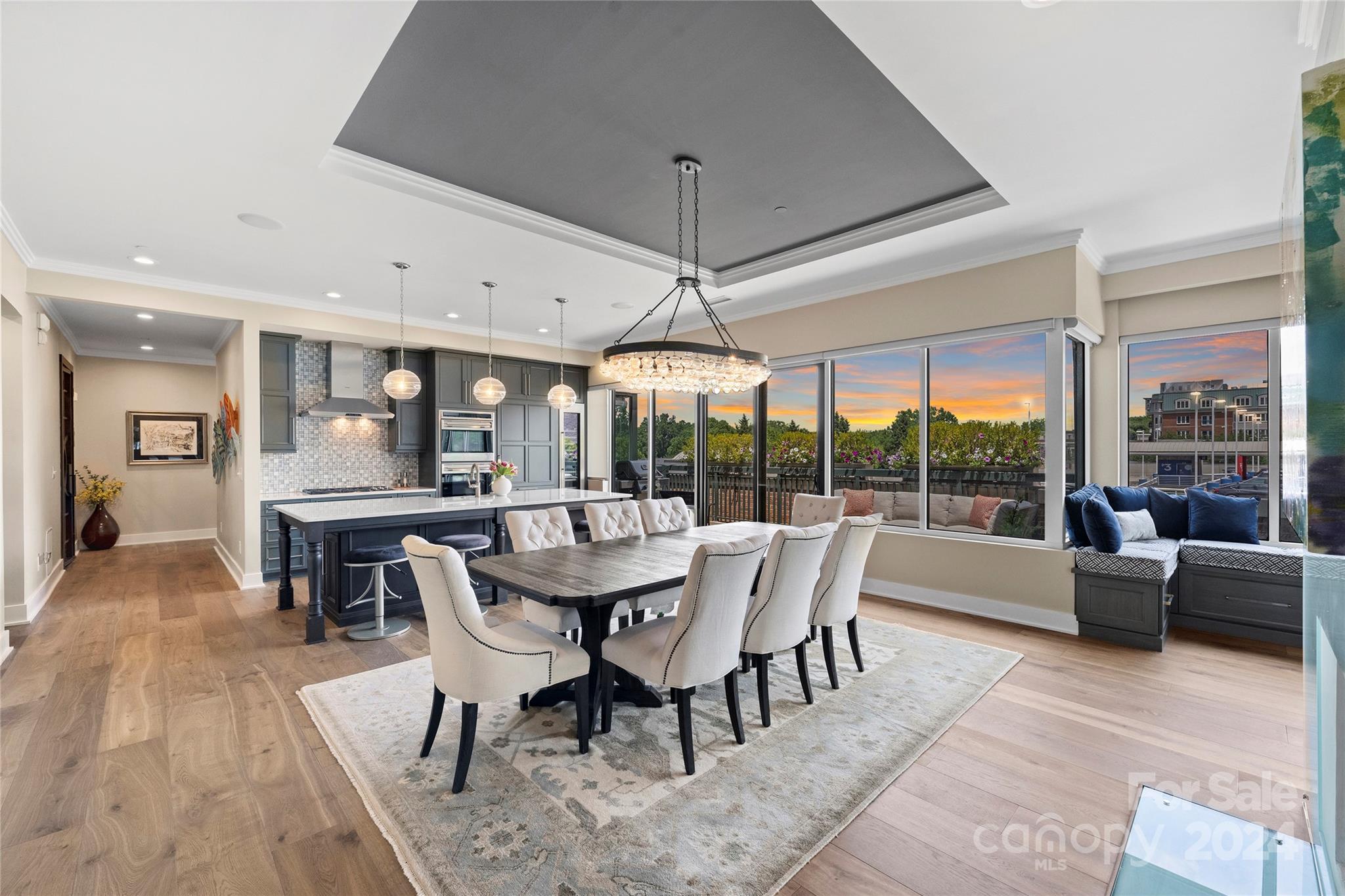 229 N Church Street Unit: 404