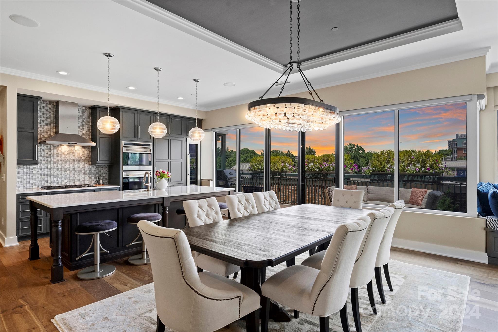 229 N Church Street Unit: 404