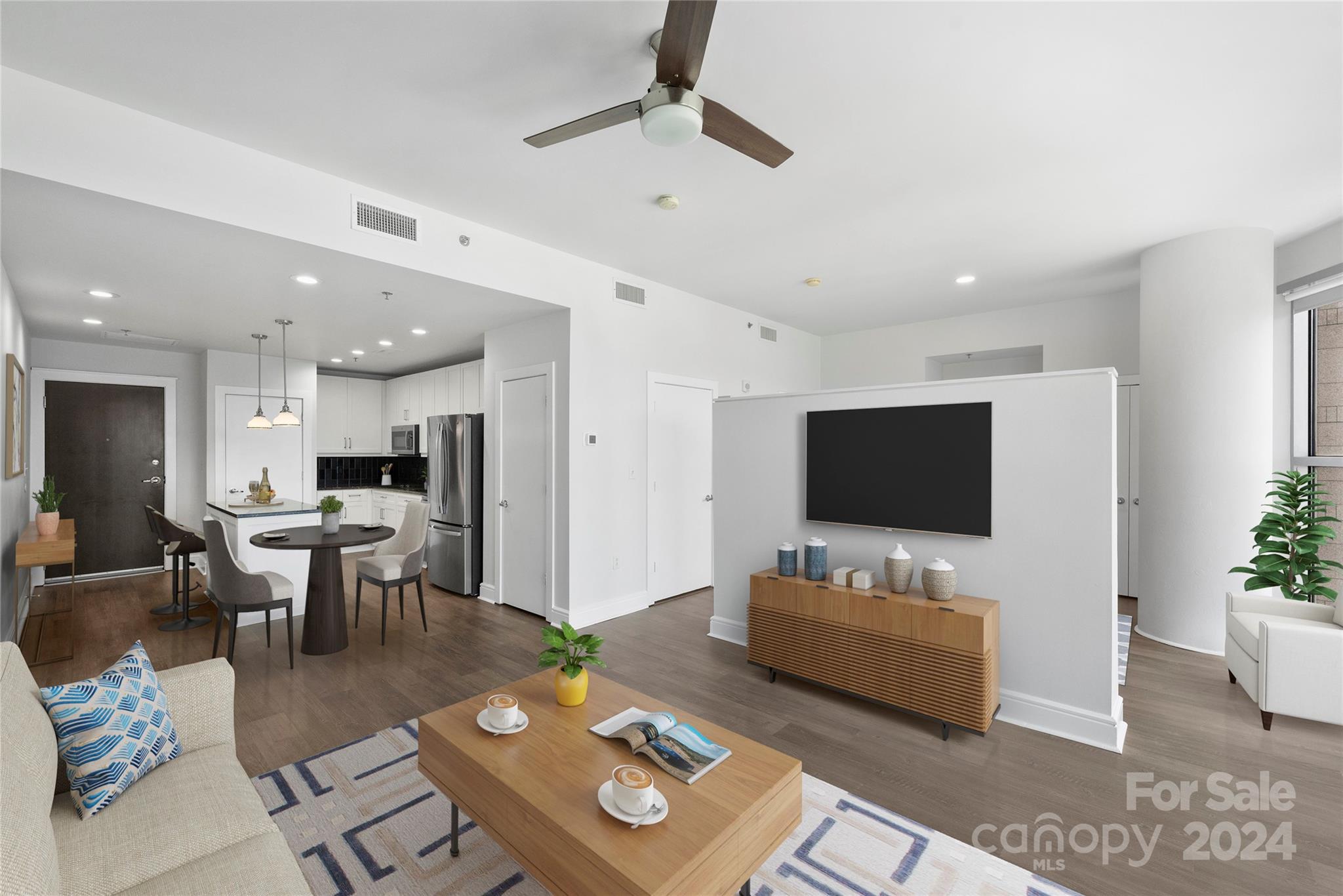 333 W Trade Street Unit: 1610