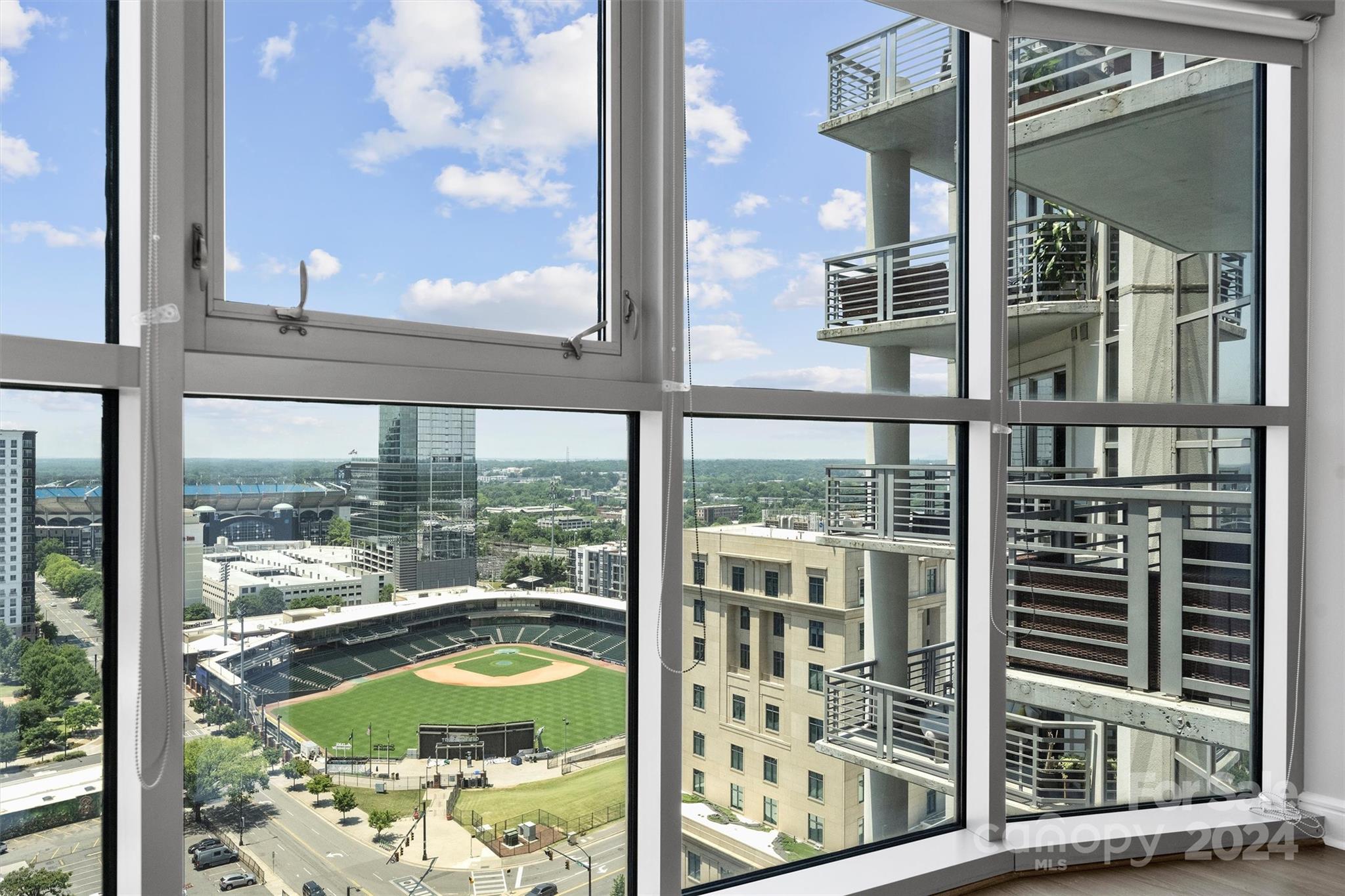 333 W Trade Street Unit: 1610