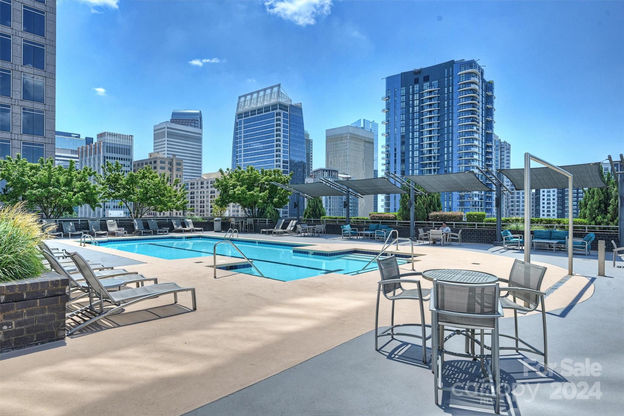 333 W Trade Street Unit: 1610