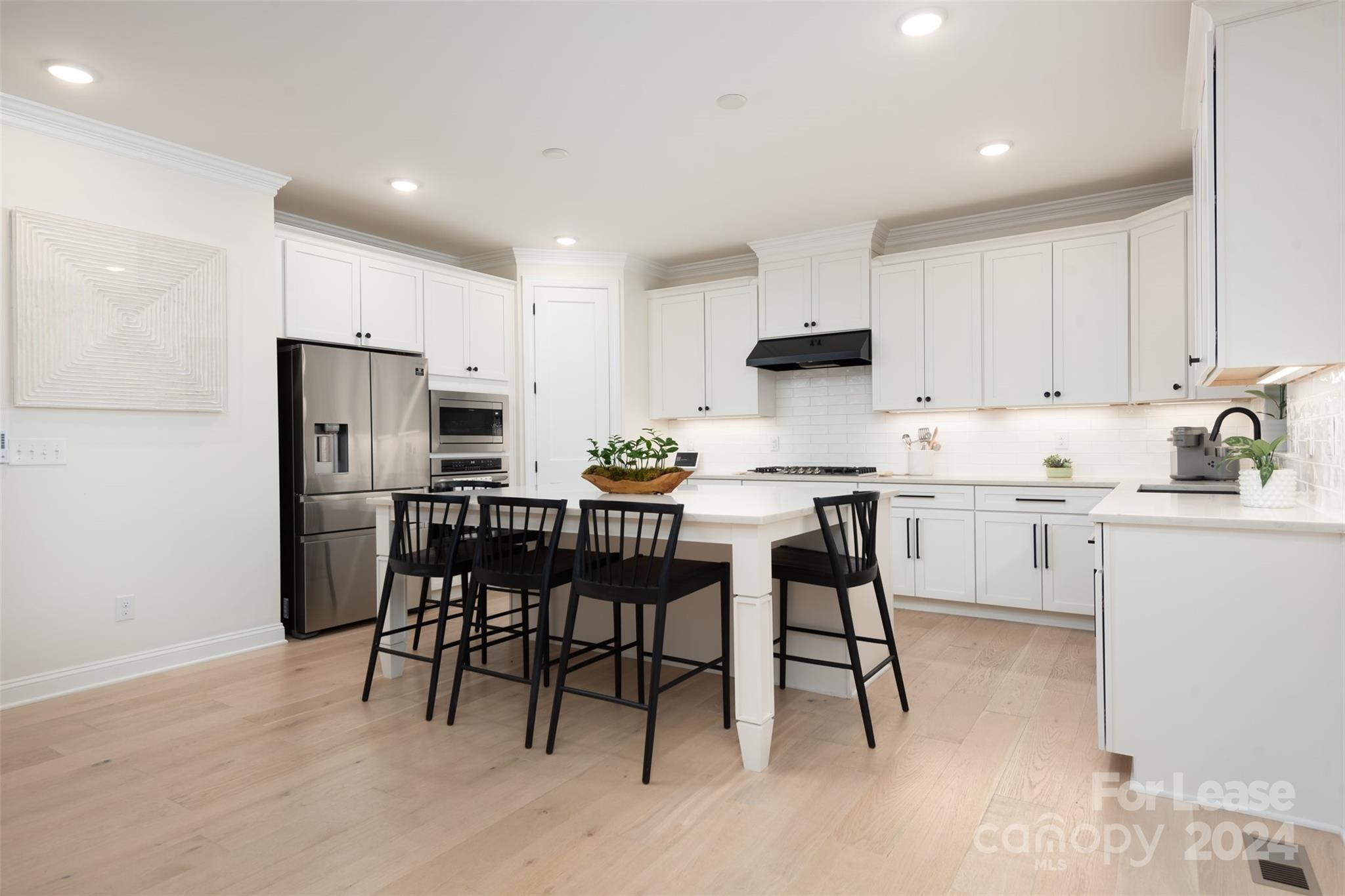 7235 Bellera Court