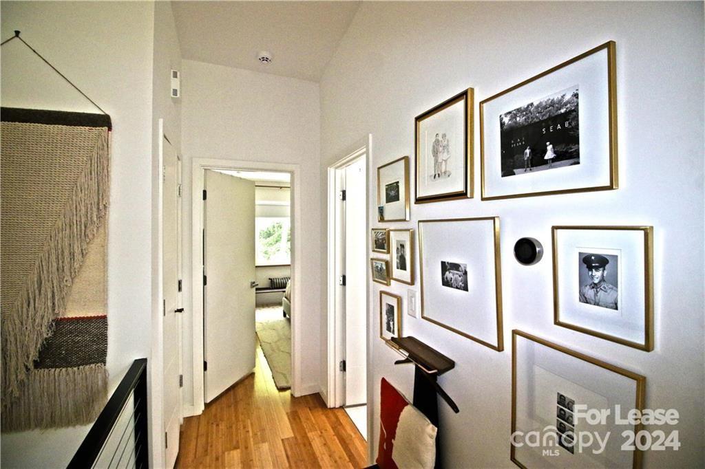 2736 N Davidson Street