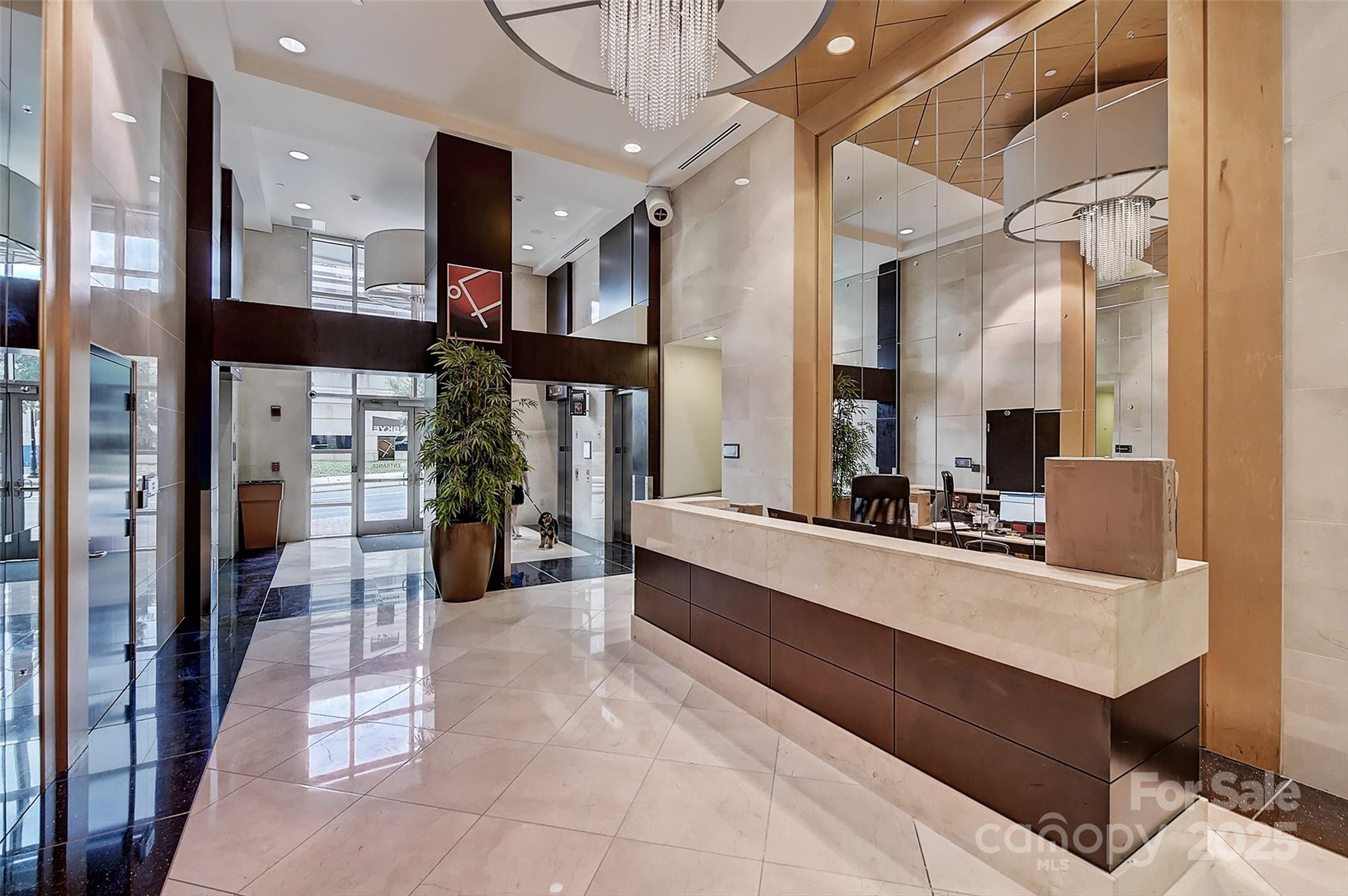 222 S Caldwell Street Unit: 2007