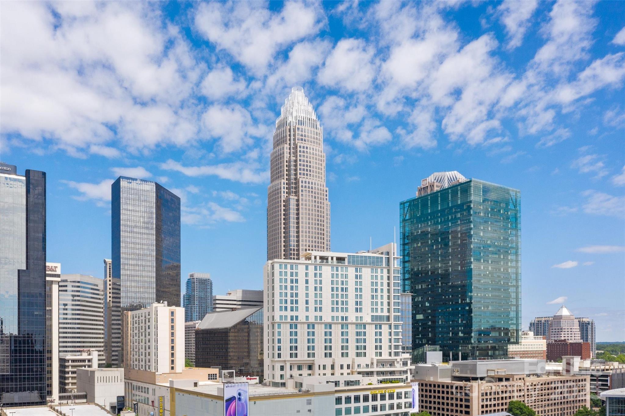 222 S Caldwell Street Unit: 2007