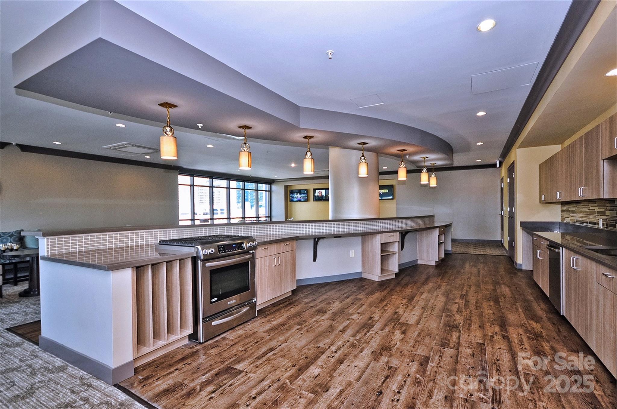 222 S Caldwell Street Unit: 2007