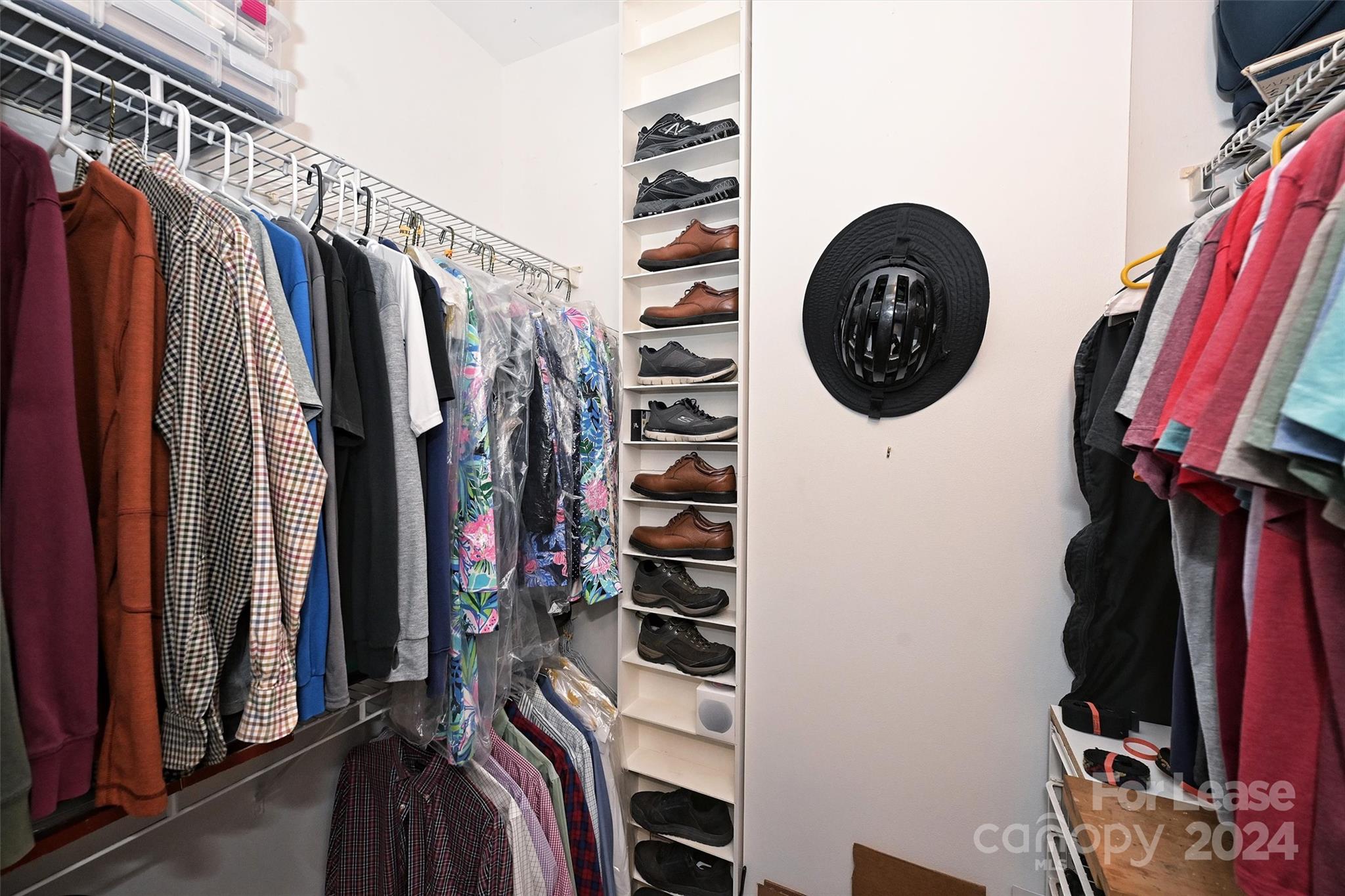 300 W 5th Street Unit: 718