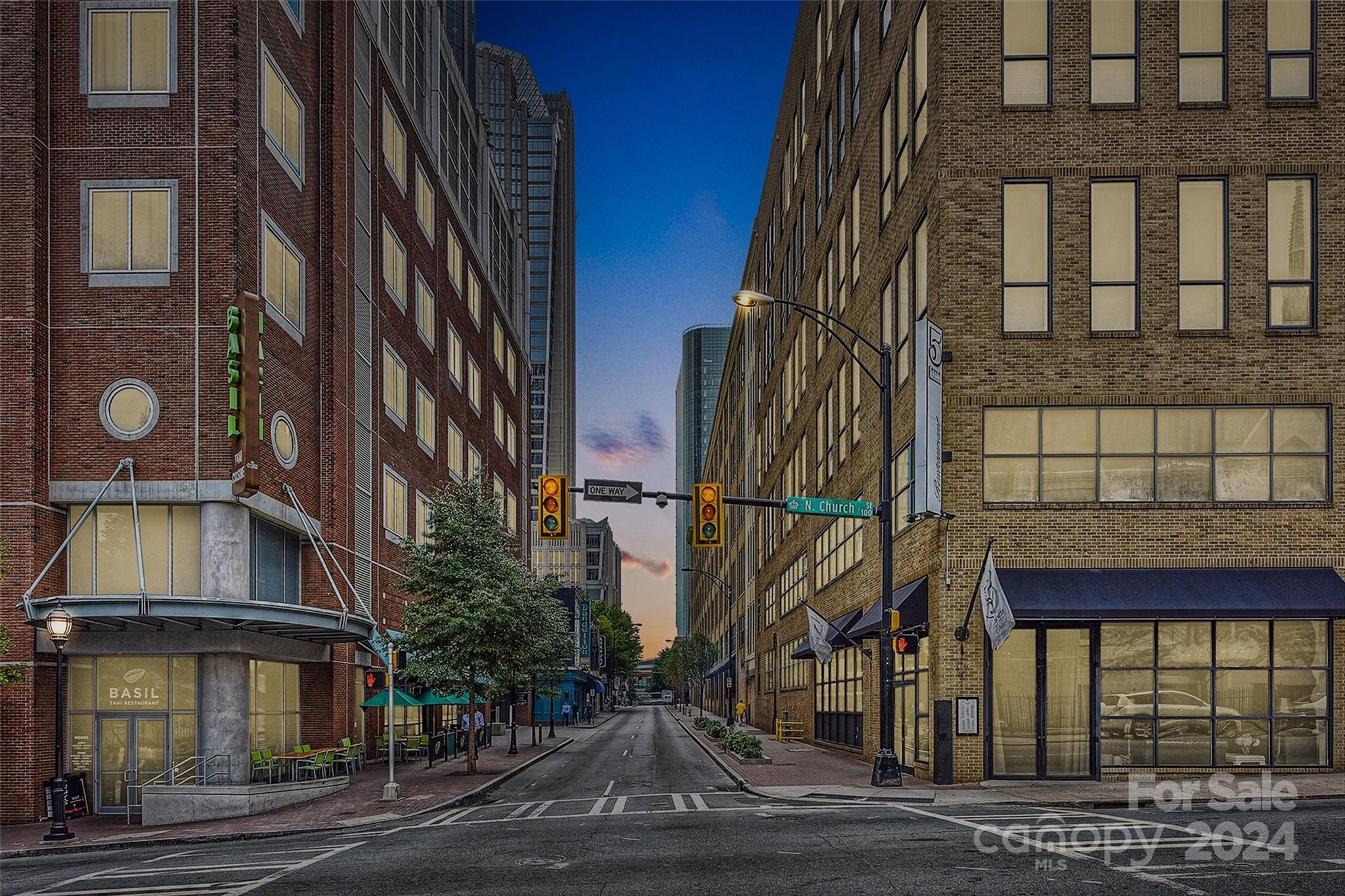 127 N Tryon Street Unit: 308