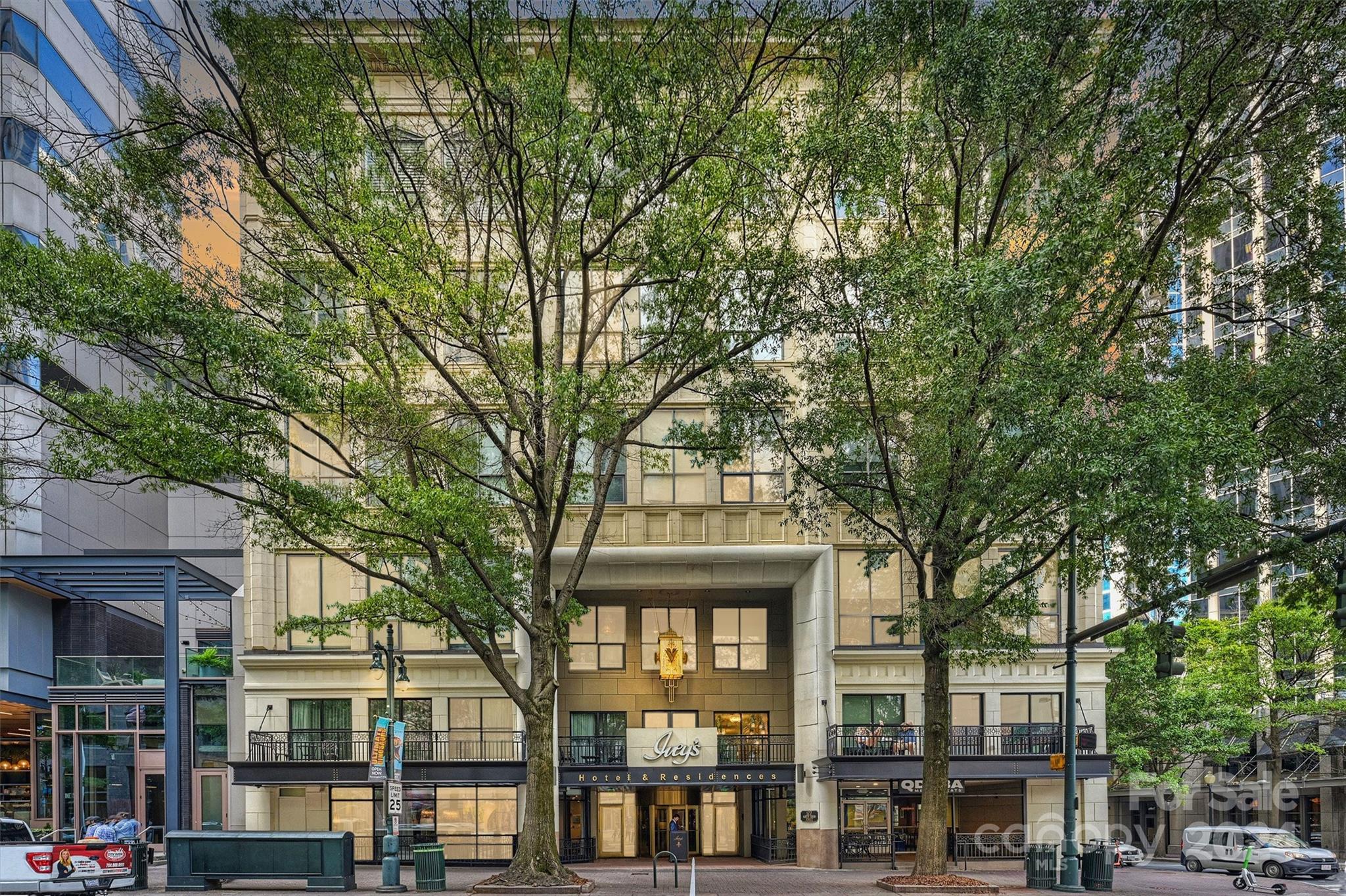 127 N Tryon Street Unit: 308