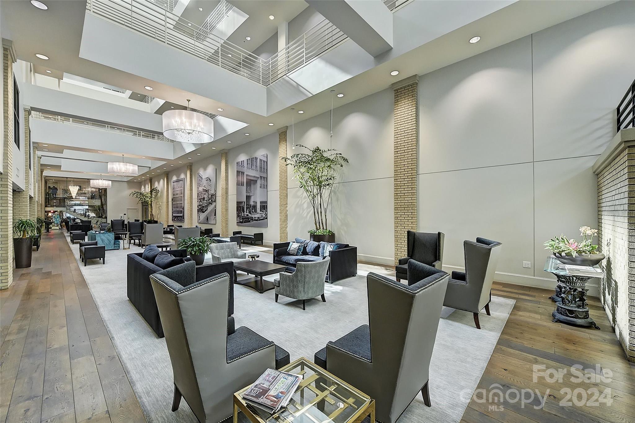 127 N Tryon Street Unit: 308