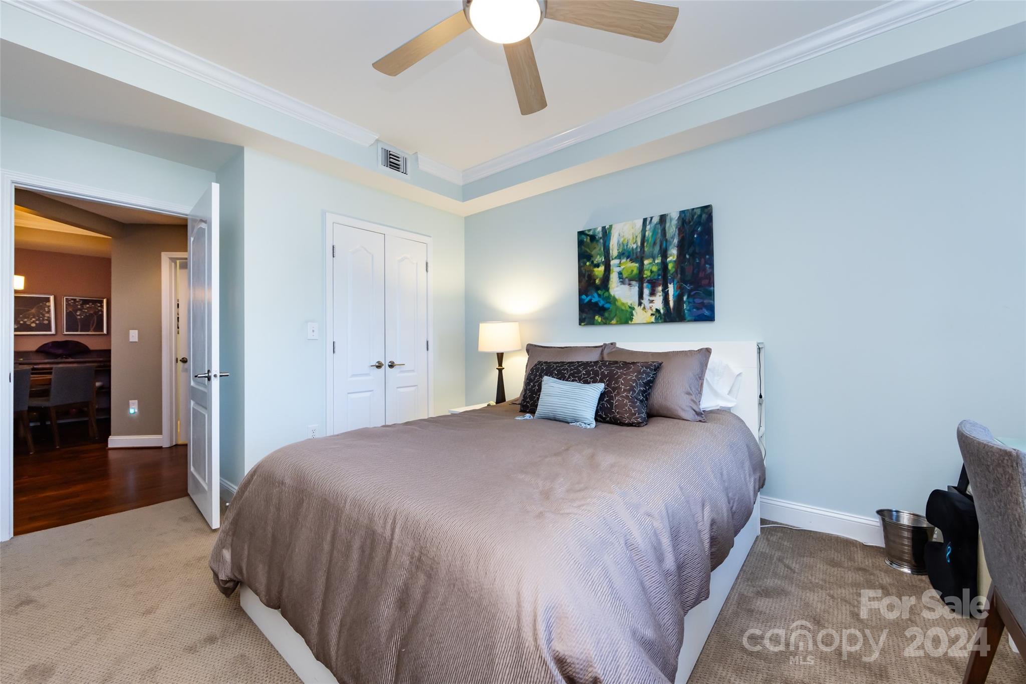 401 N Church Street Unit: 406