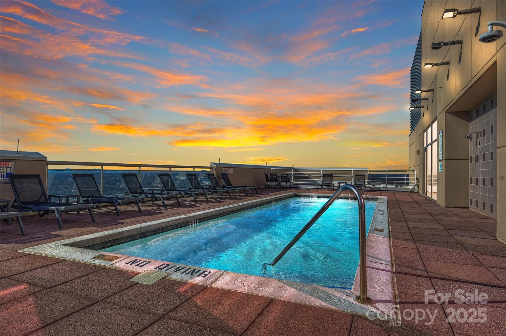 315 Arlington Avenue Unit: 2201