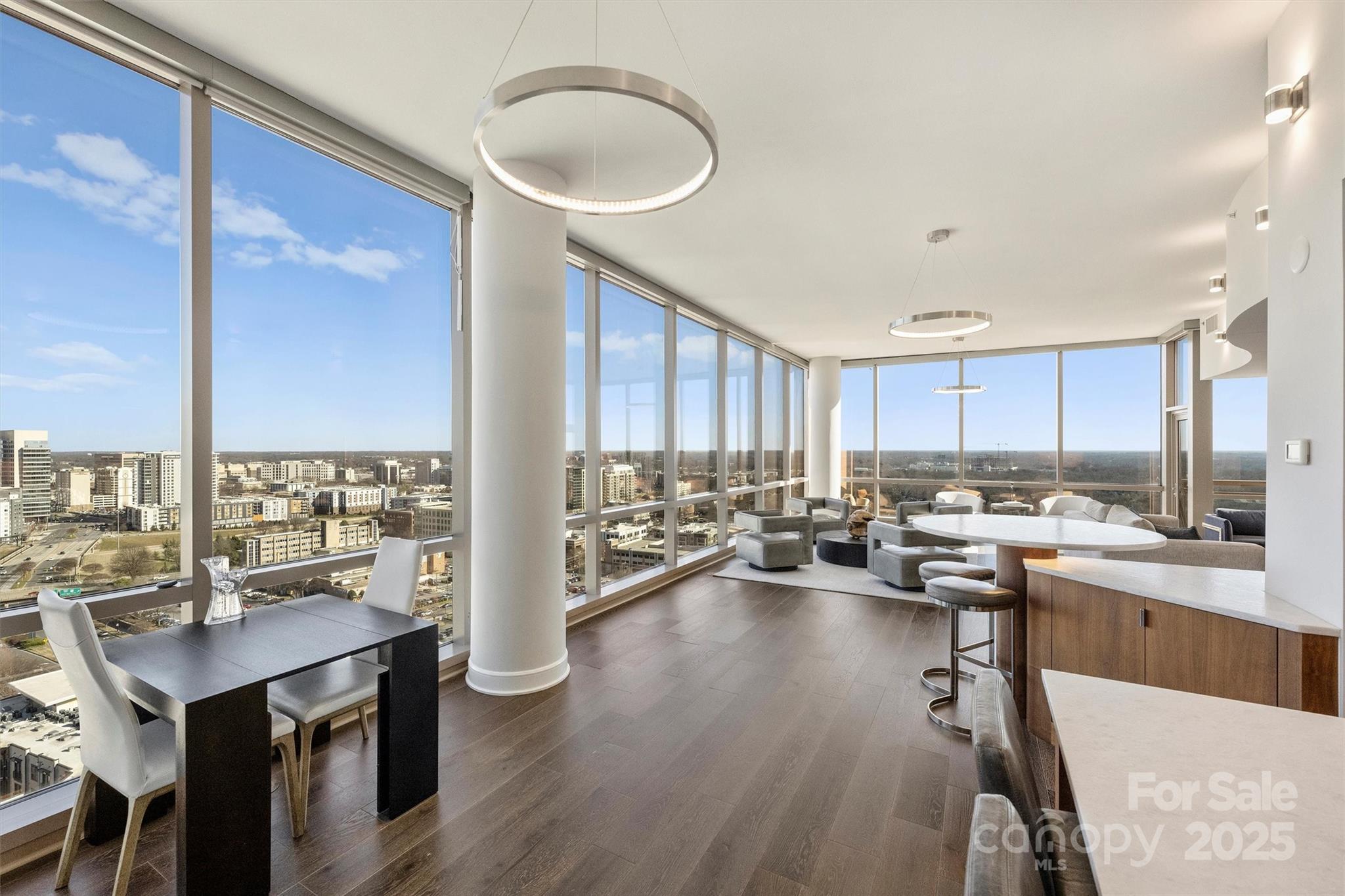 315 Arlington Avenue Unit: 2201