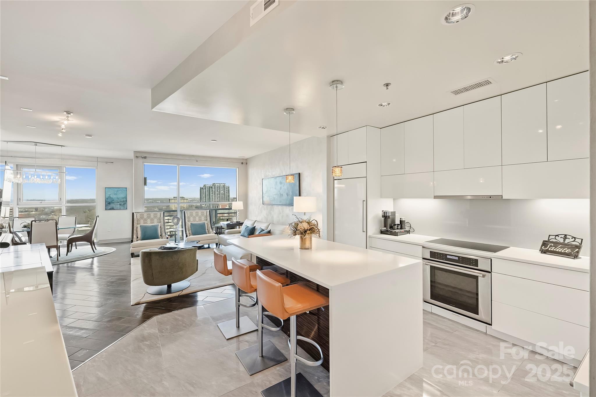 333 W Trade Street Unit: 1204