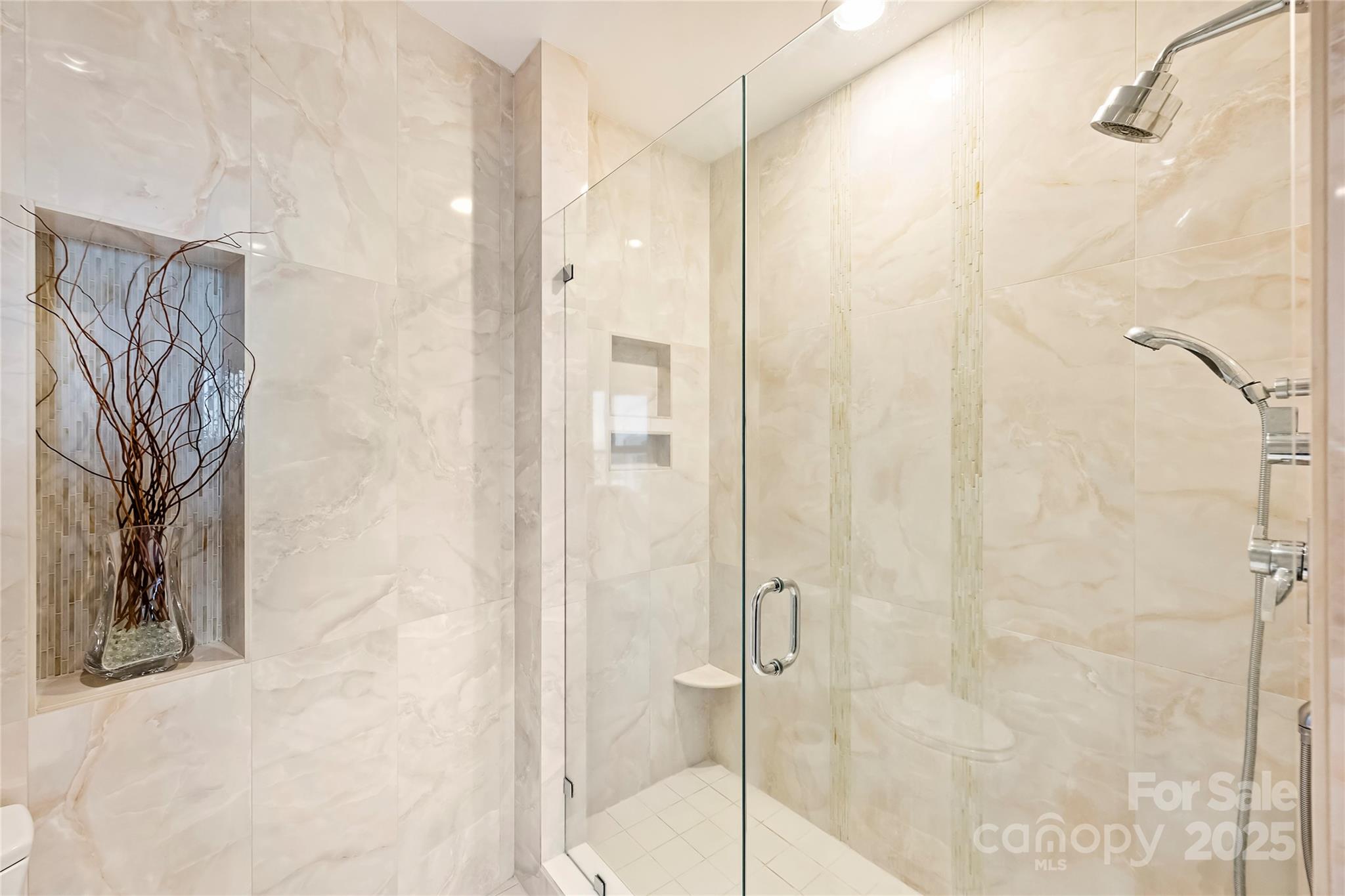 333 W Trade Street Unit: 1204