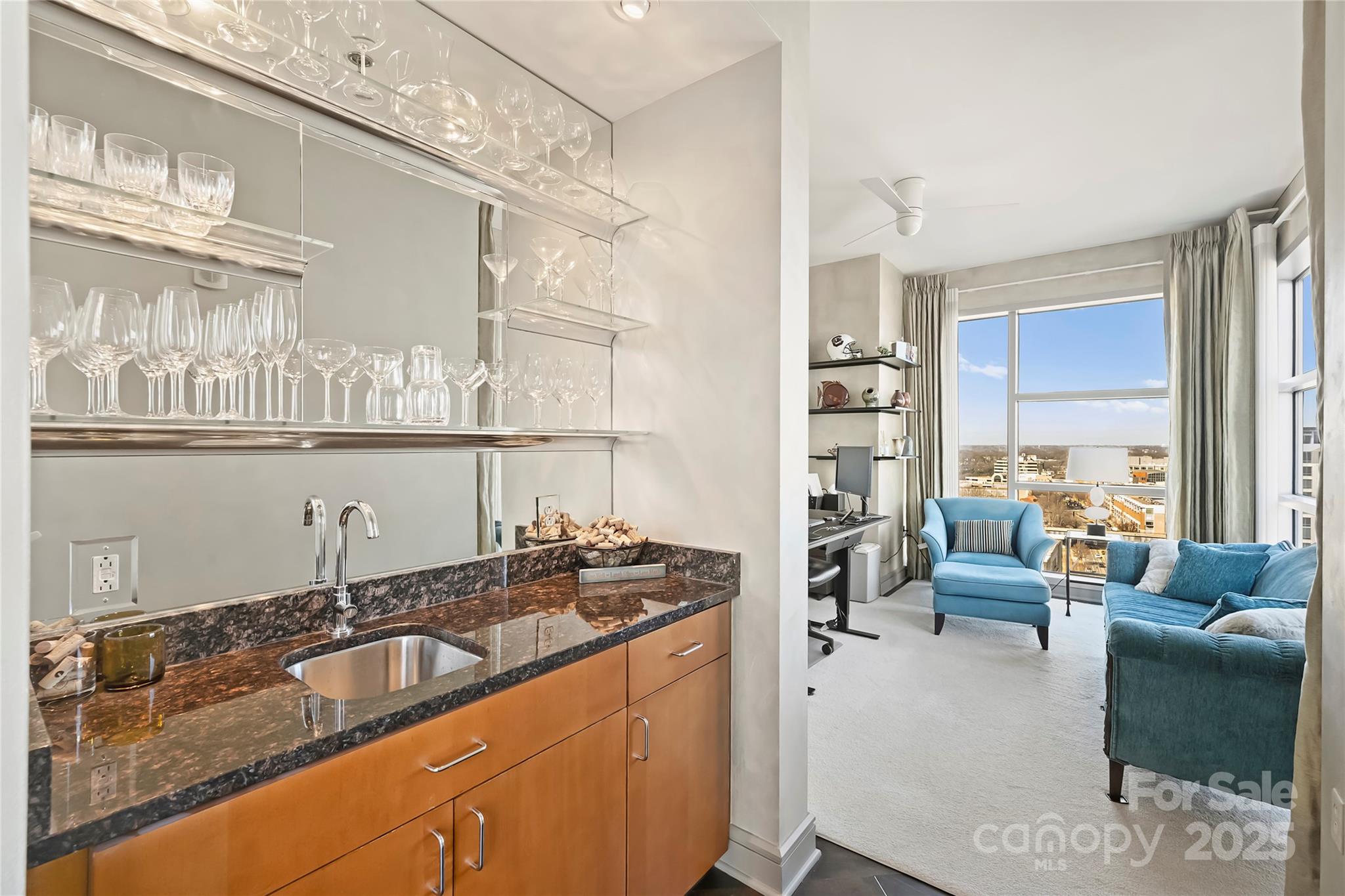 333 W Trade Street Unit: 1204