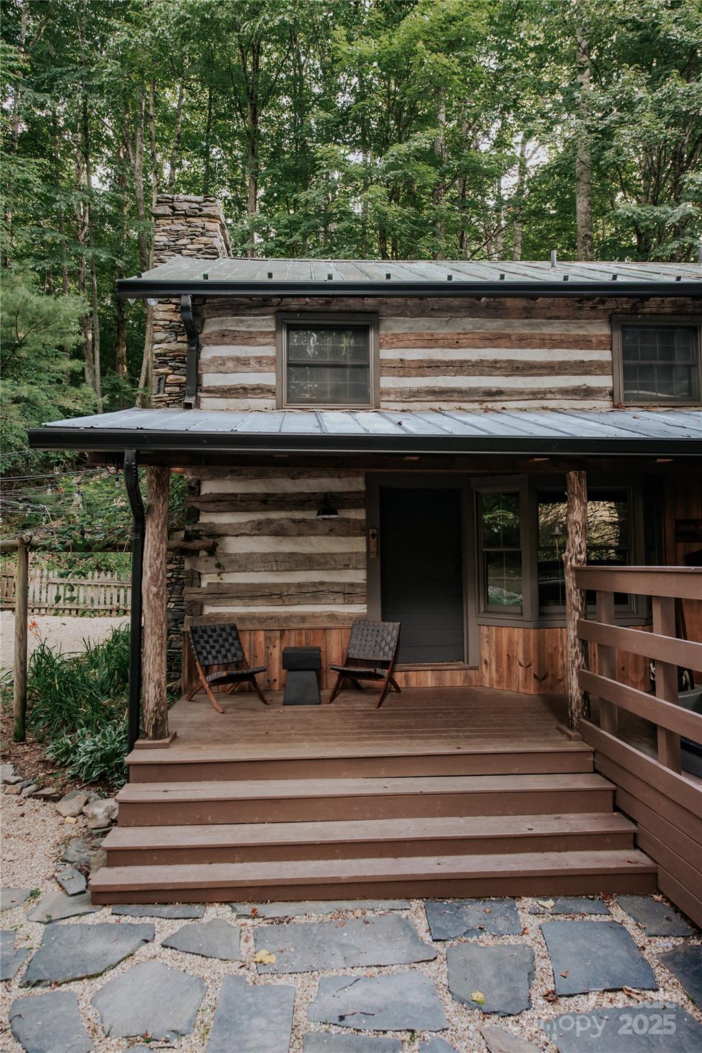 1534 NC Hwy 194 Highway