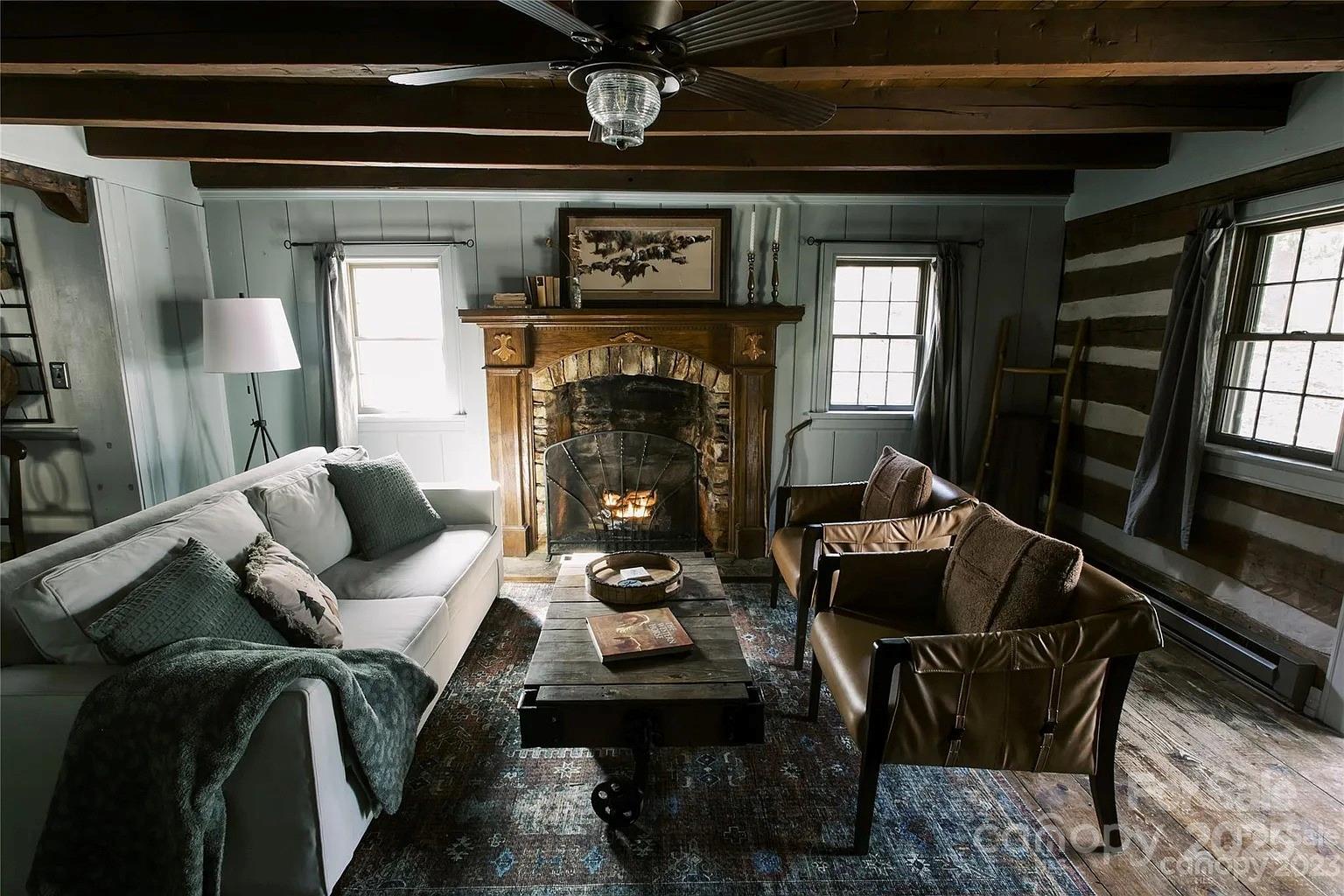 1534 NC Hwy 194 Highway