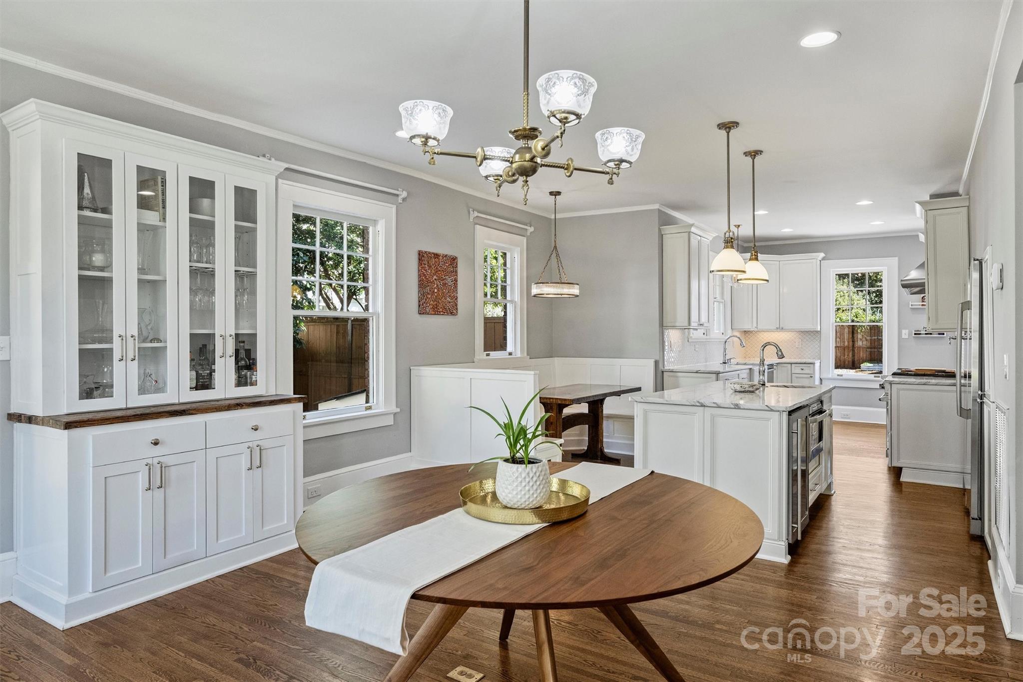 2021 Dilworth Road W