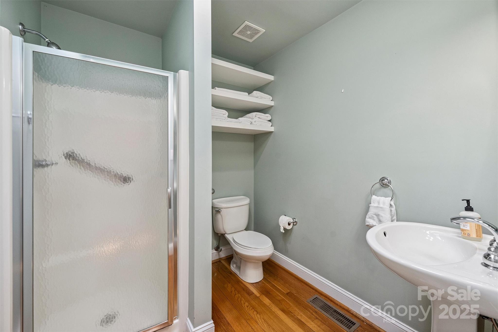 2021 Dilworth Road W