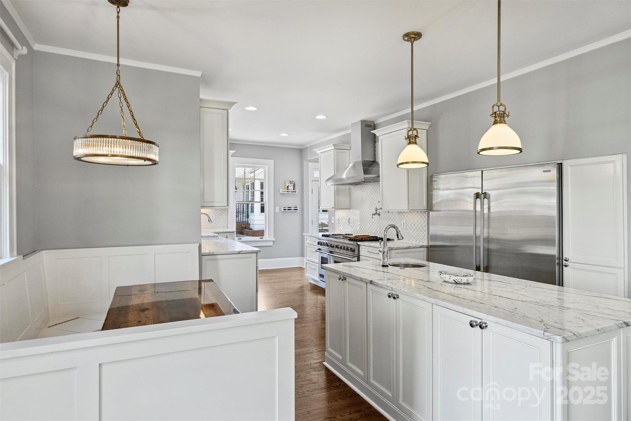 2021 Dilworth Road W