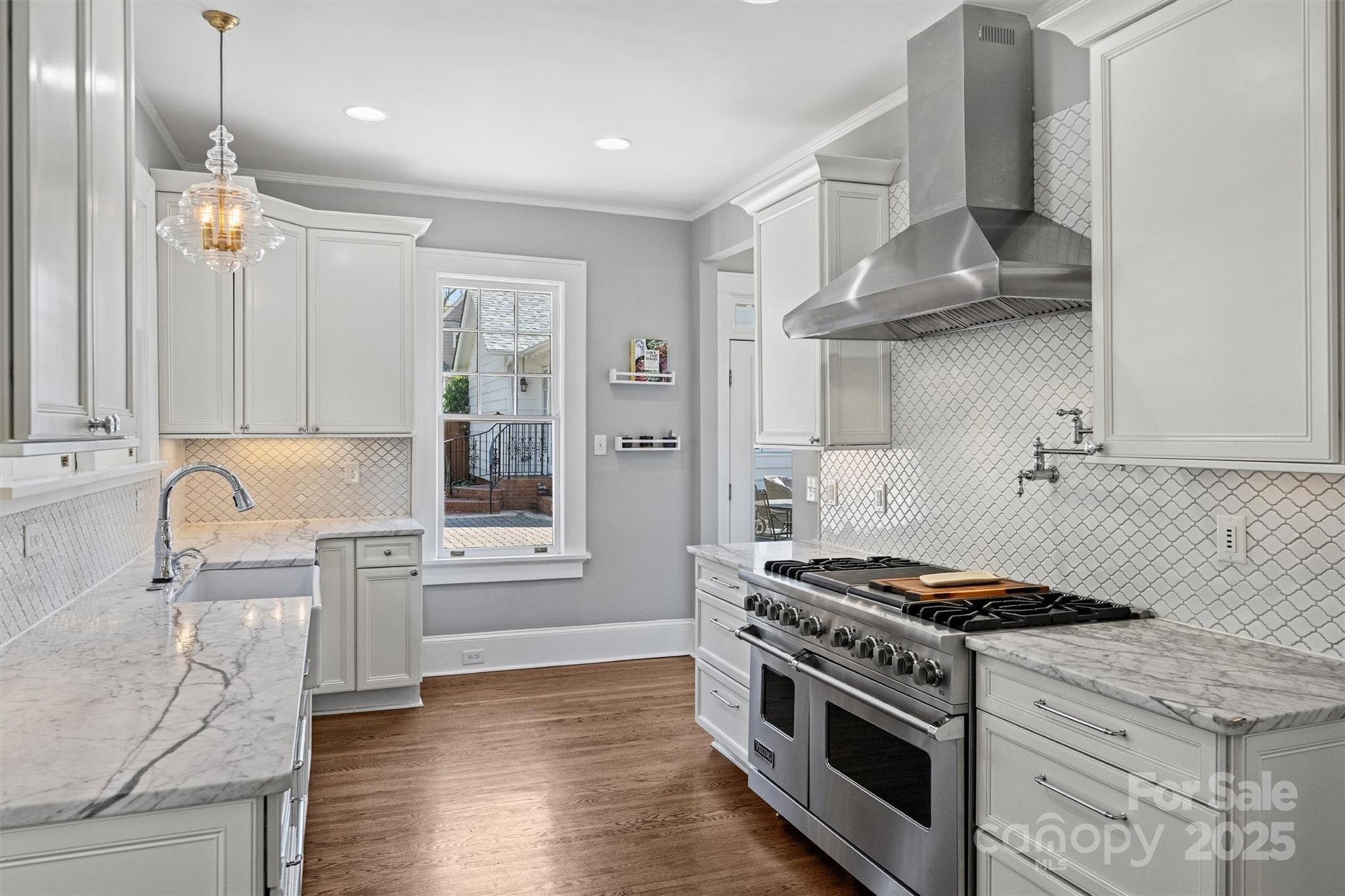 2021 Dilworth Road W