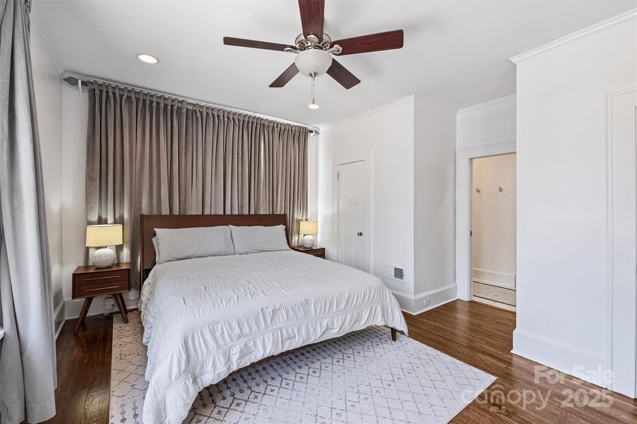 2021 Dilworth Road W