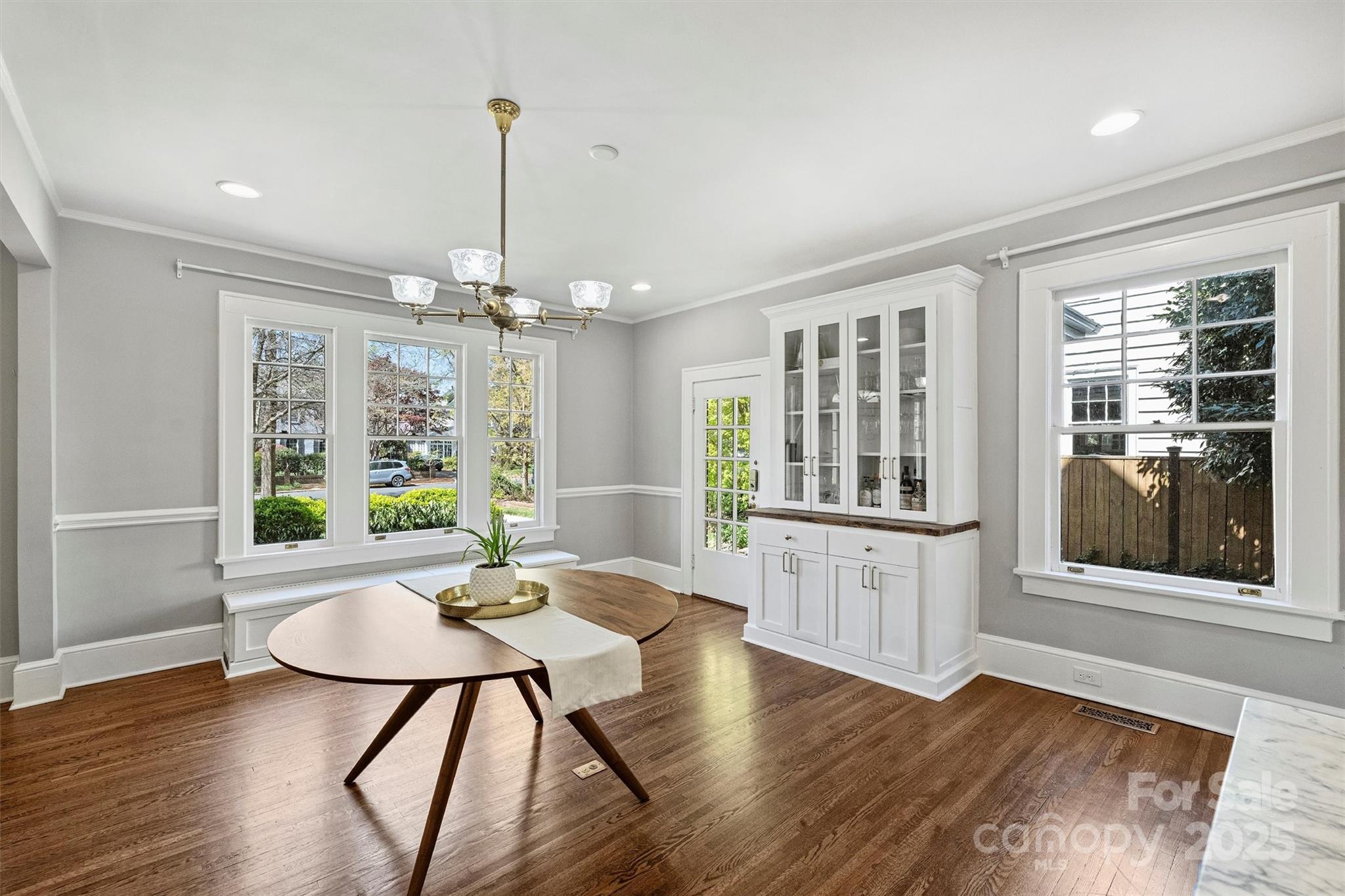 2021 Dilworth Road W