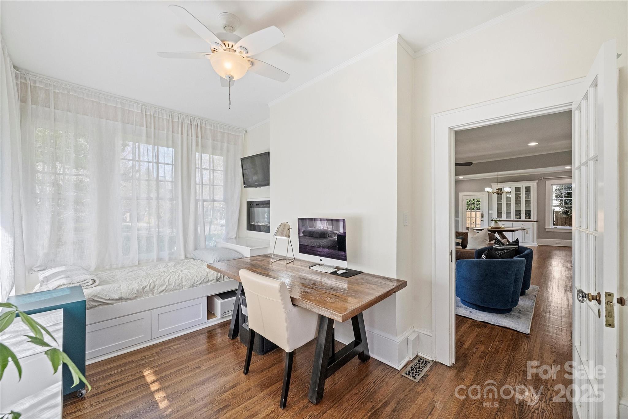 2021 Dilworth Road W