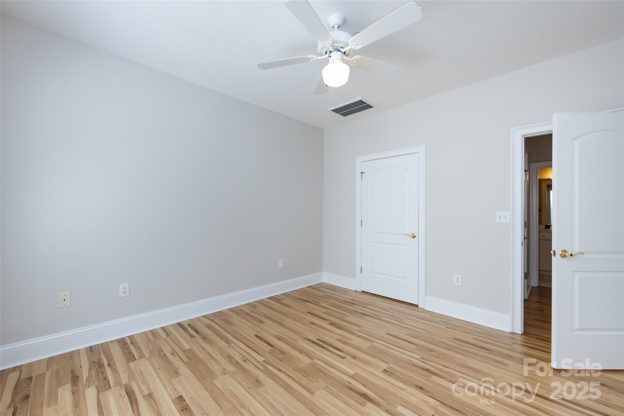 400 N Church Street Unit: 413