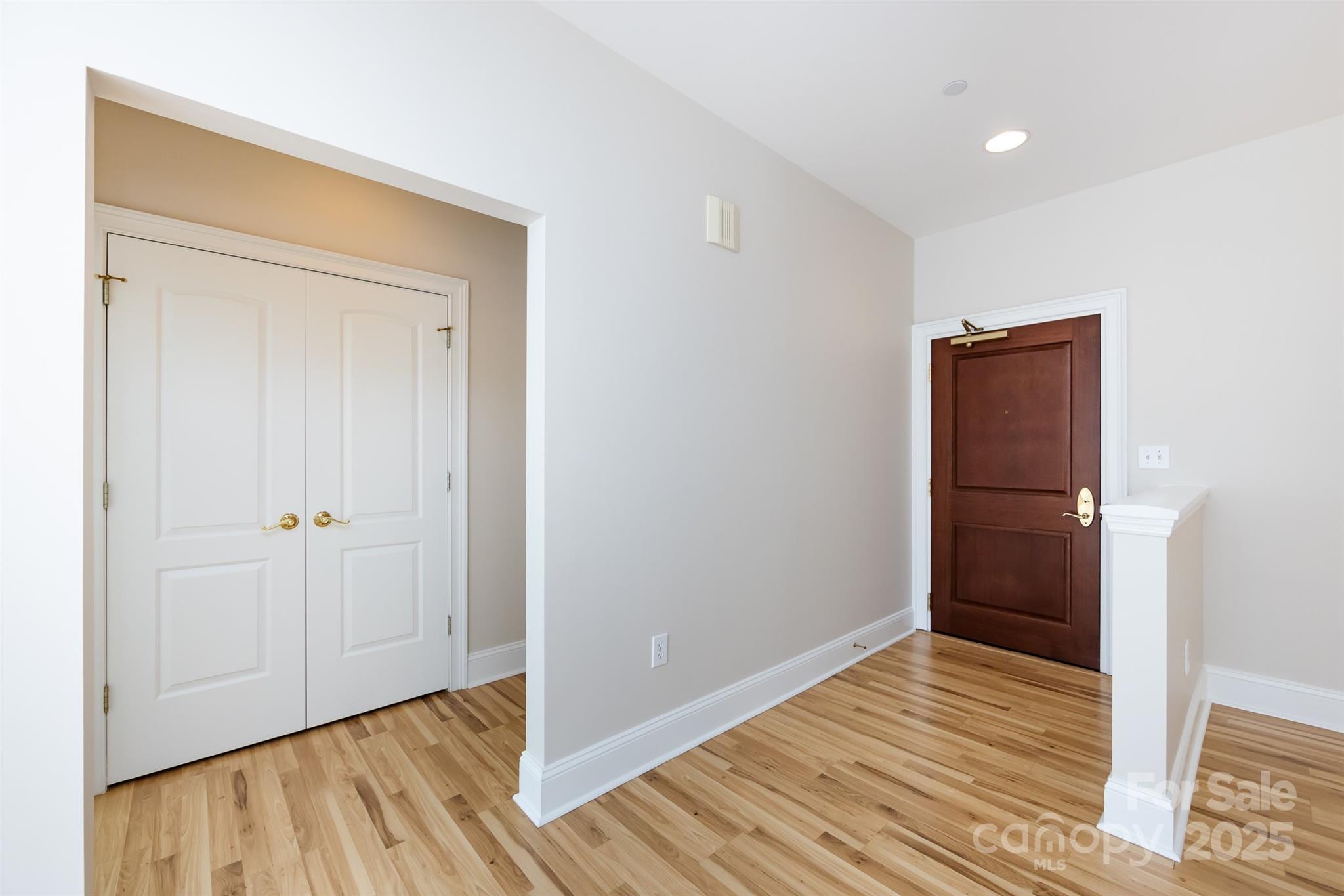 400 N Church Street Unit: 413