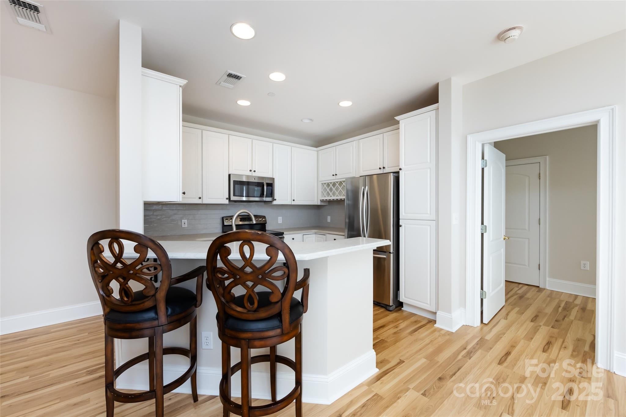 400 N Church Street Unit: 413