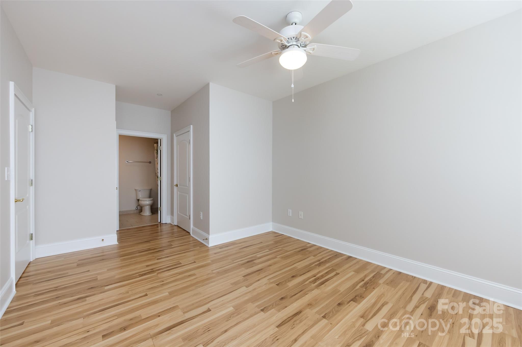 400 N Church Street Unit: 413