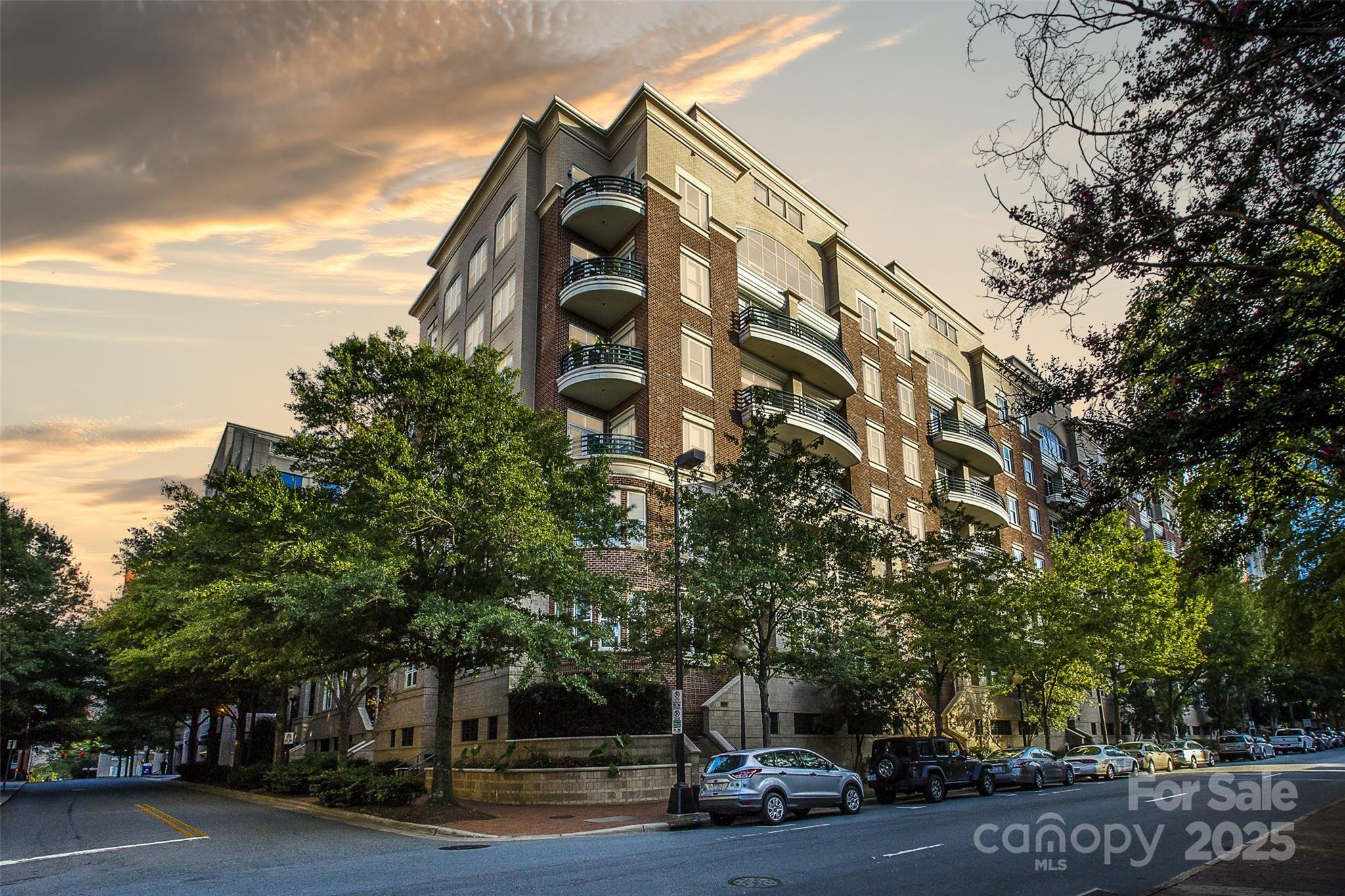 400 N Church Street Unit: 413