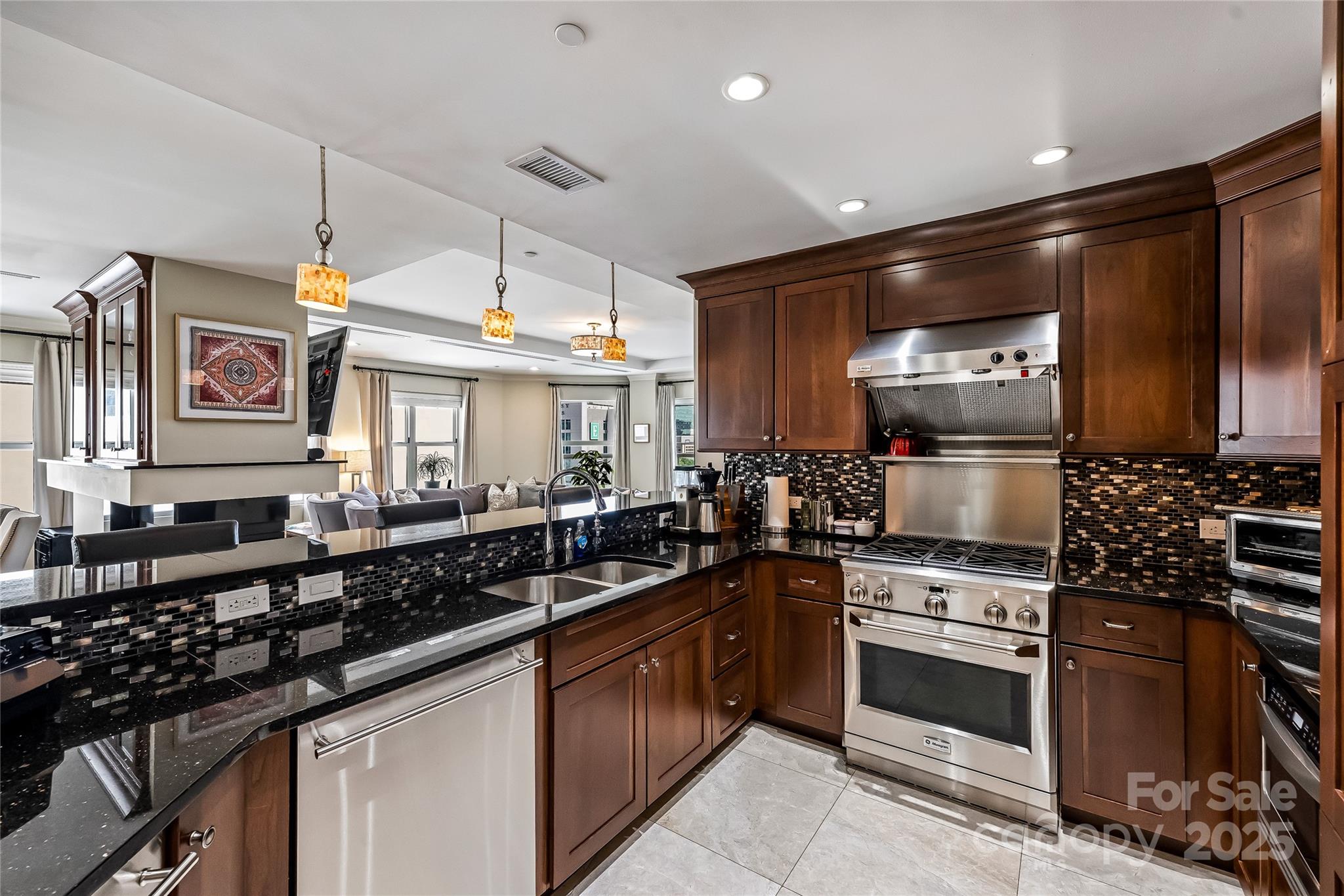 520 E Martin Luther King Jr Boulevard Unit: 1002