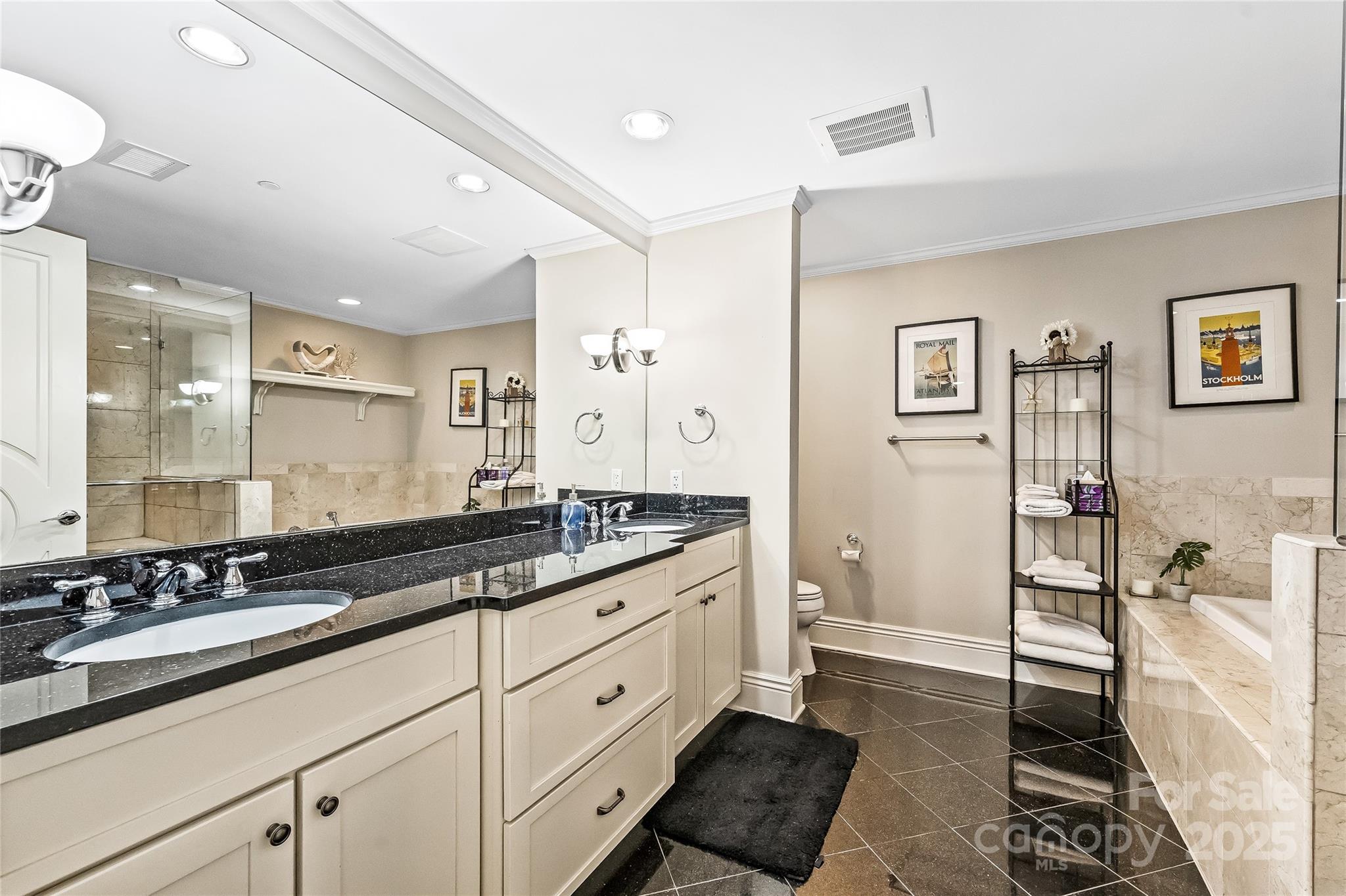 520 E Martin Luther King Jr Boulevard Unit: 1002