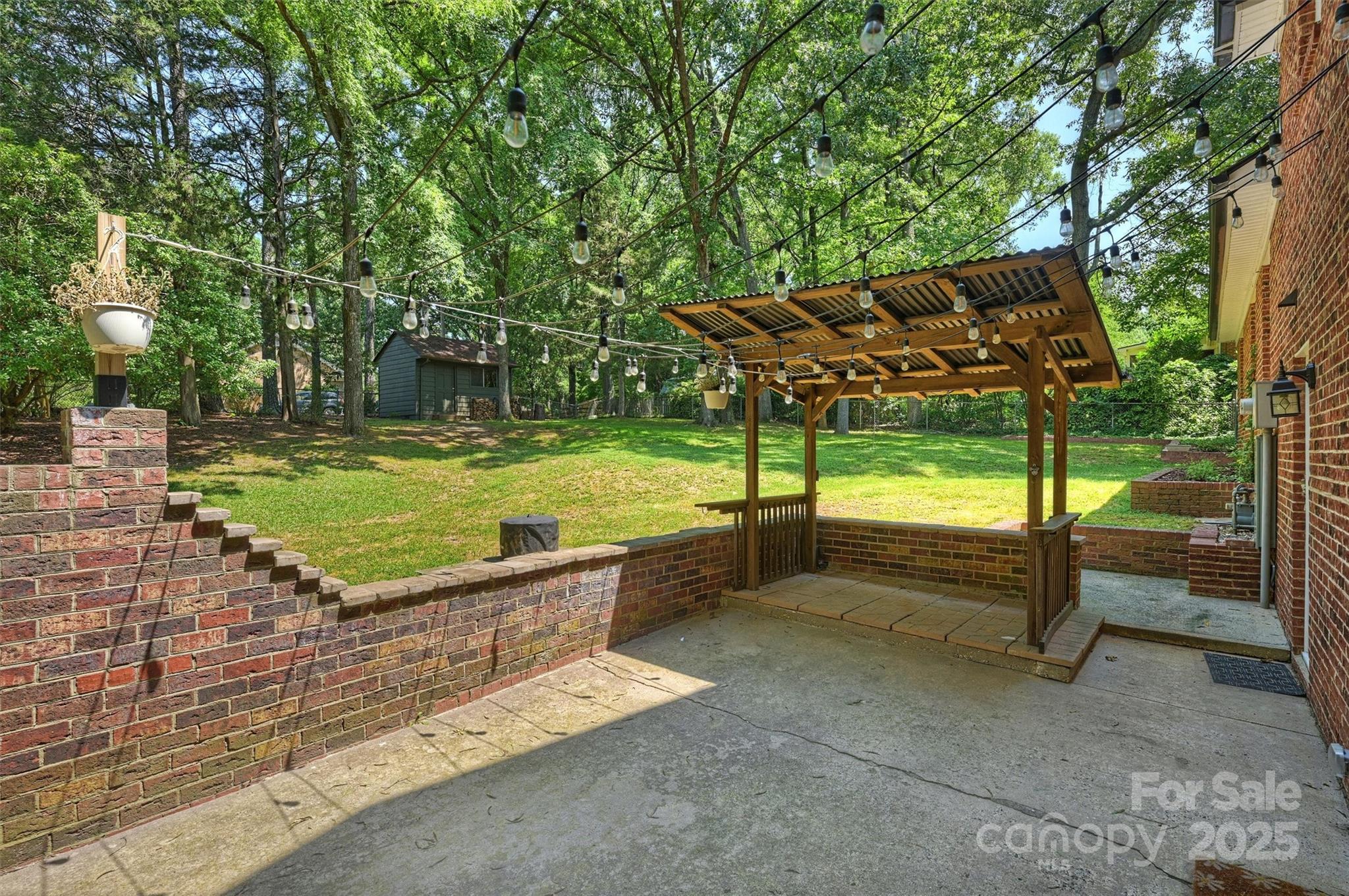 2301 Seth Thomas Road